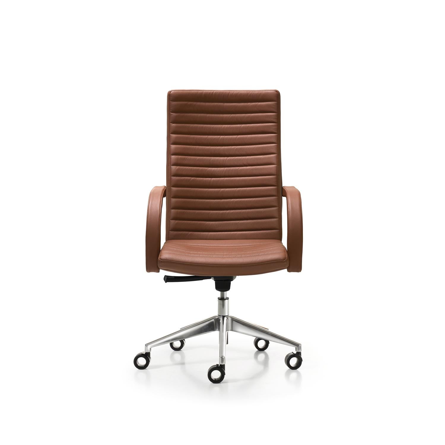 Italian Aurora High Backrest Executive Upholstered Armchair by Quinti Sedute For Sale
