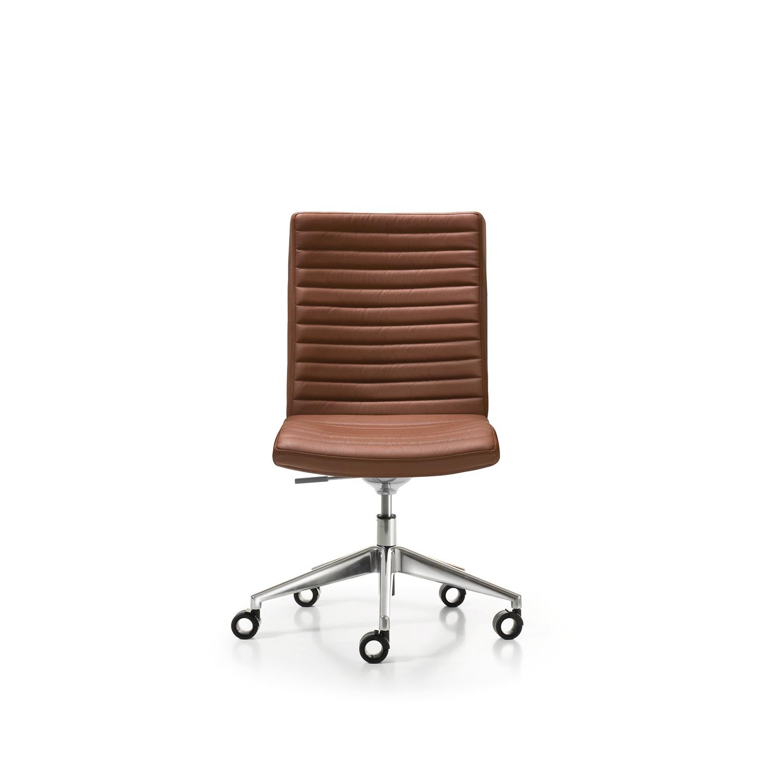 Contemporary Aurora High Backrest Executive Upholstered Armchair by Quinti Sedute For Sale