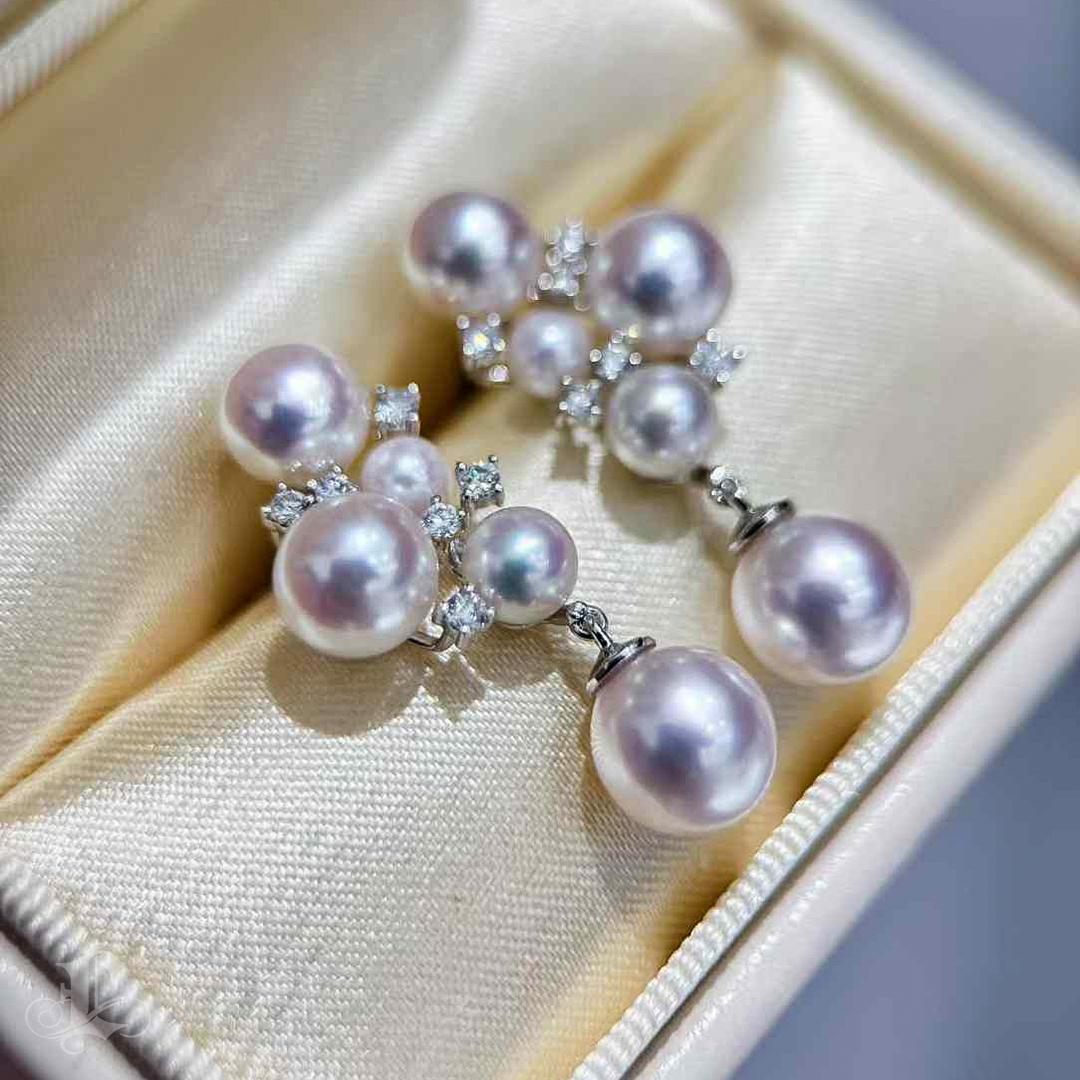 【Sculpted Geometry】Aurora Luster Akoya Pearl and Diamond Bouquet Earrings For Sale 3