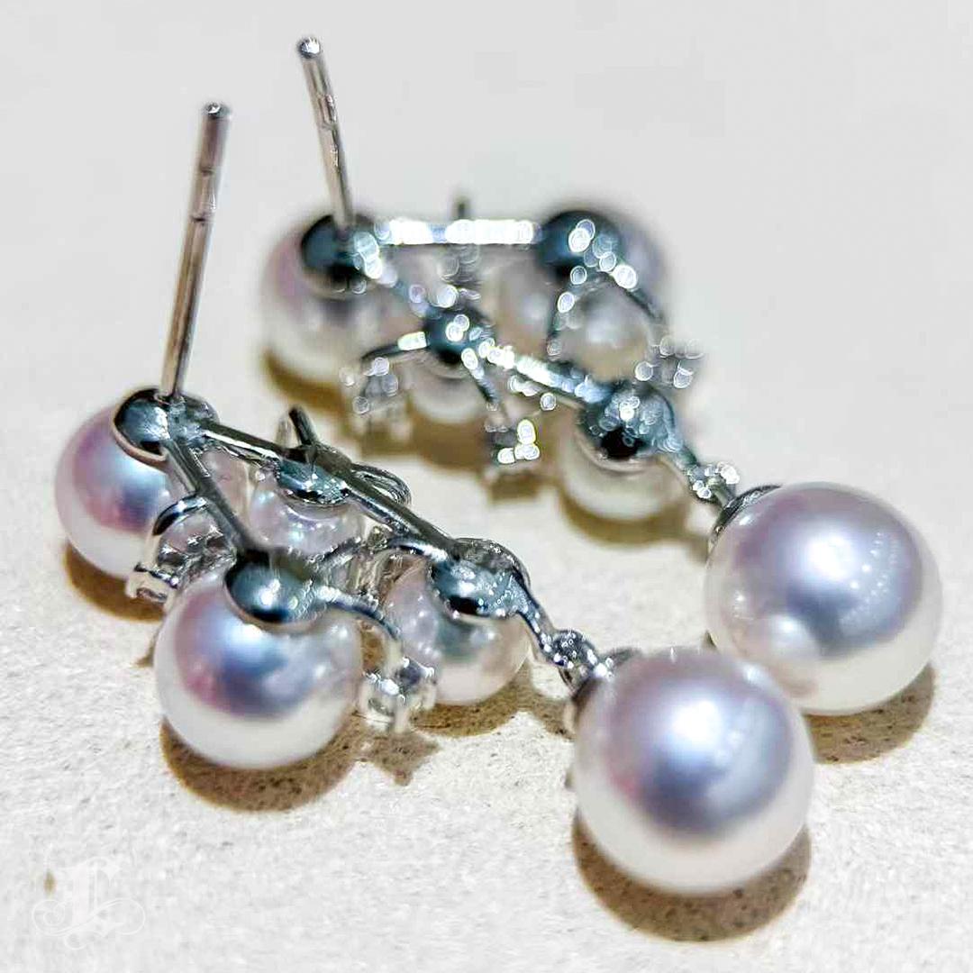 【Sculpted Geometry】Aurora Luster Akoya Pearl and Diamond Bouquet Earrings For Sale 4