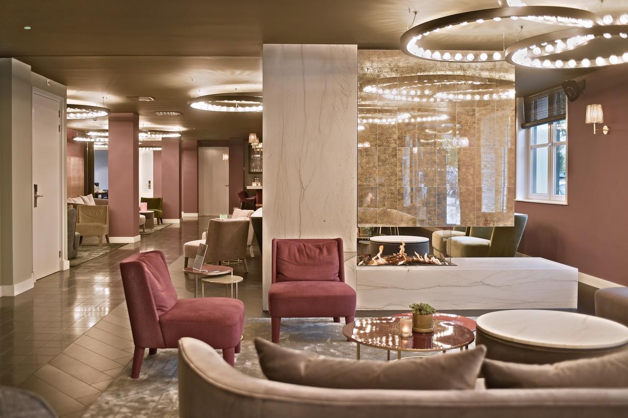 XXI secolo e contemporaneo Lampada a sospensione Aurora Medium Circular Champagne di JSPR in vendita