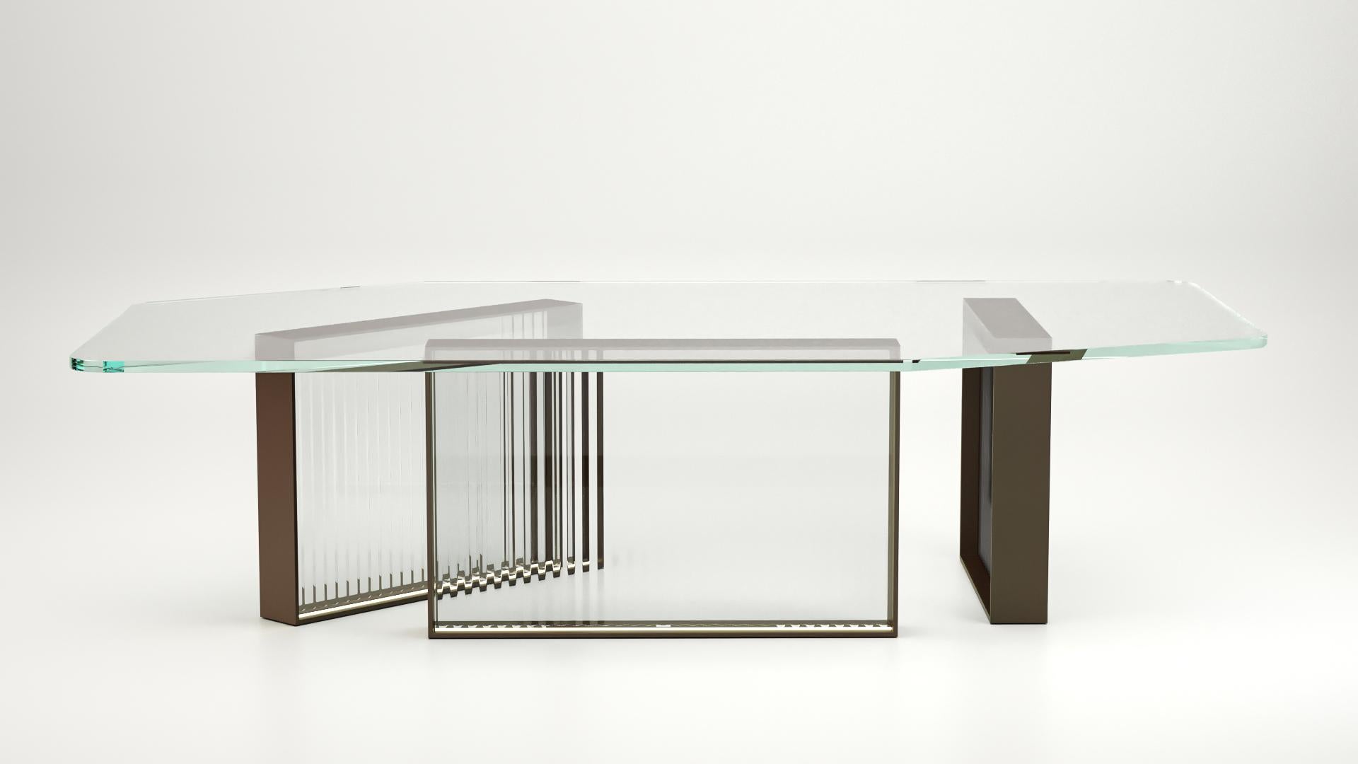 Couchtisch aus Rauchgussglas und Metall. „Aurora-Tisch III“ von Lauren Rottet im Zustand „Neu“ im Angebot in New York, NY