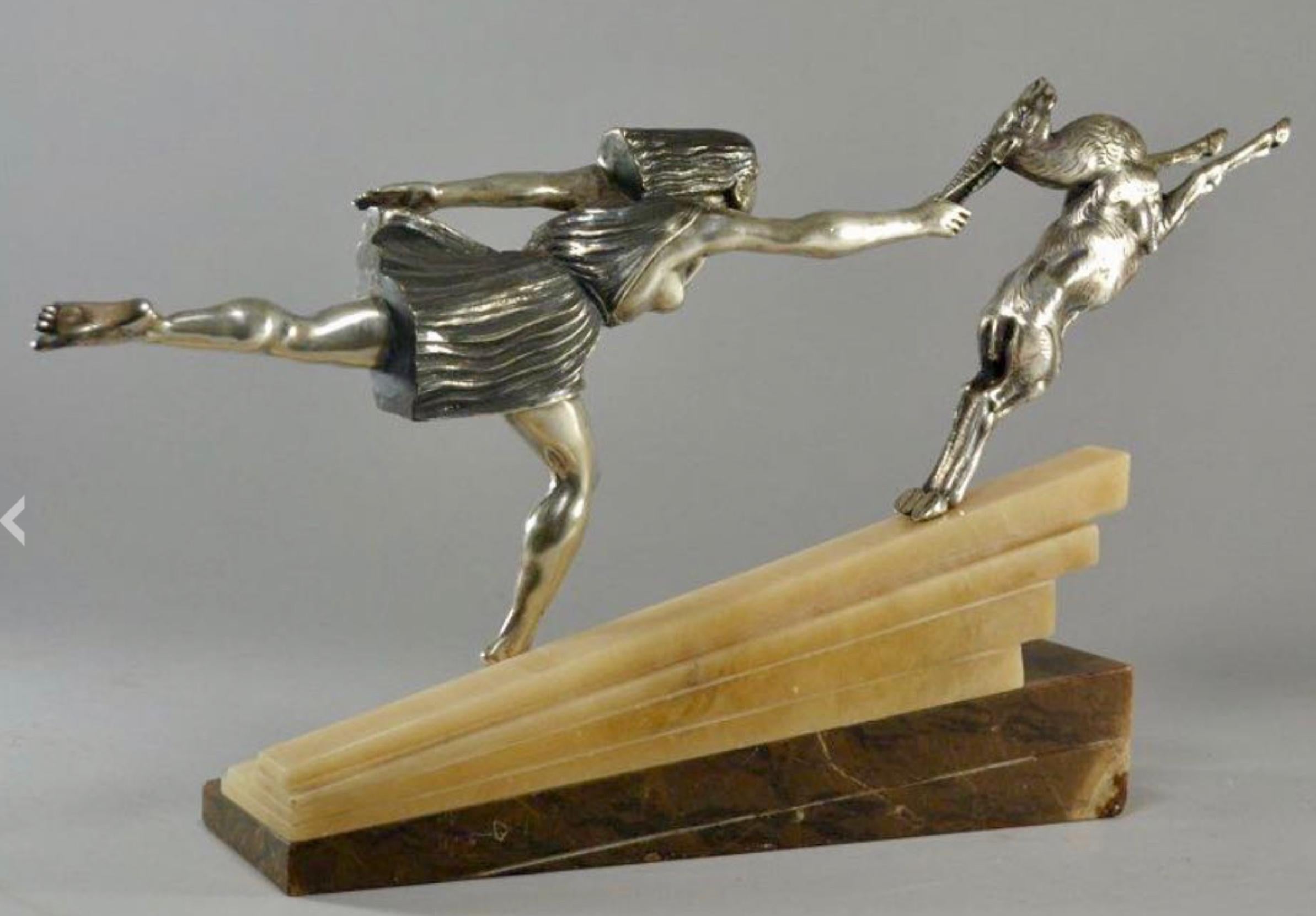 Statue Art déco « Chasing the Hind » en bronze argenté d' Aurore Onu en vente 6