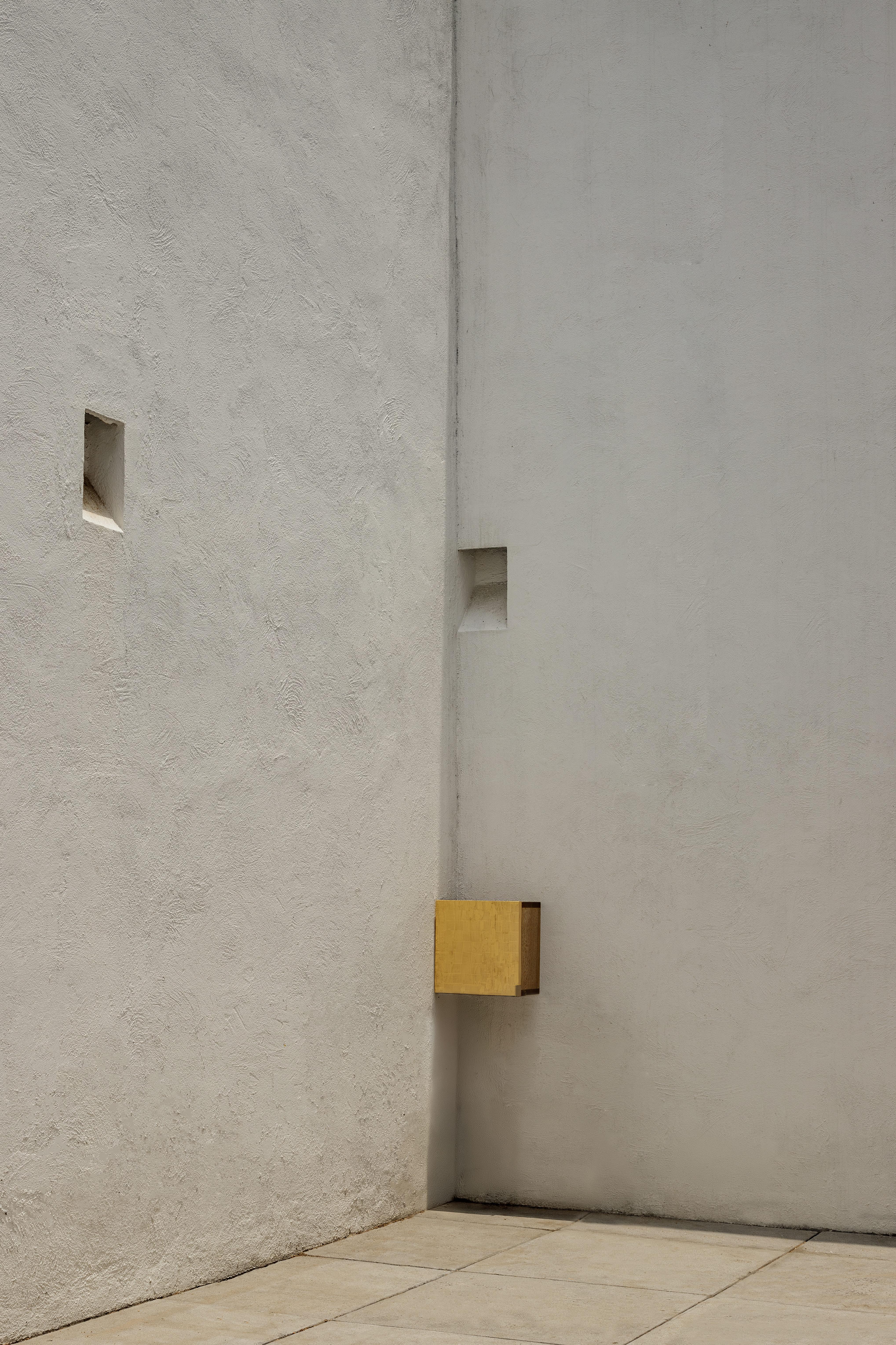 Contemporary Aurum Box Square For Sale