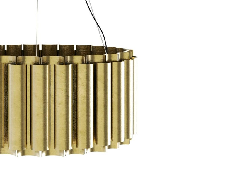 Aurum II Round Pendant Light in Matte Hammered Brass For Sale at 1stDibs