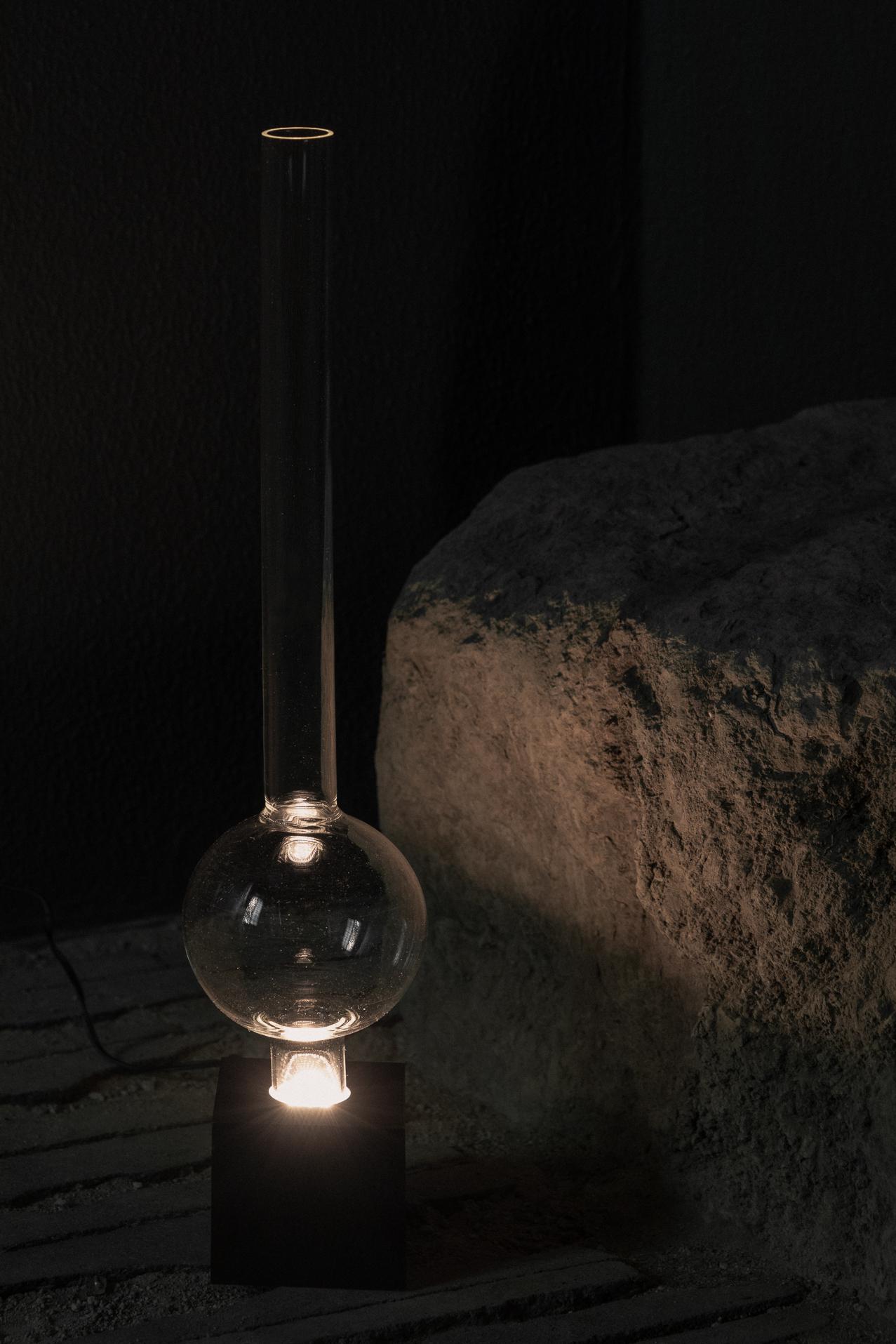 Contemporary Aurum Table Lamp with Round Base & Glass Sphere Shade by Nuumbra For Sale
