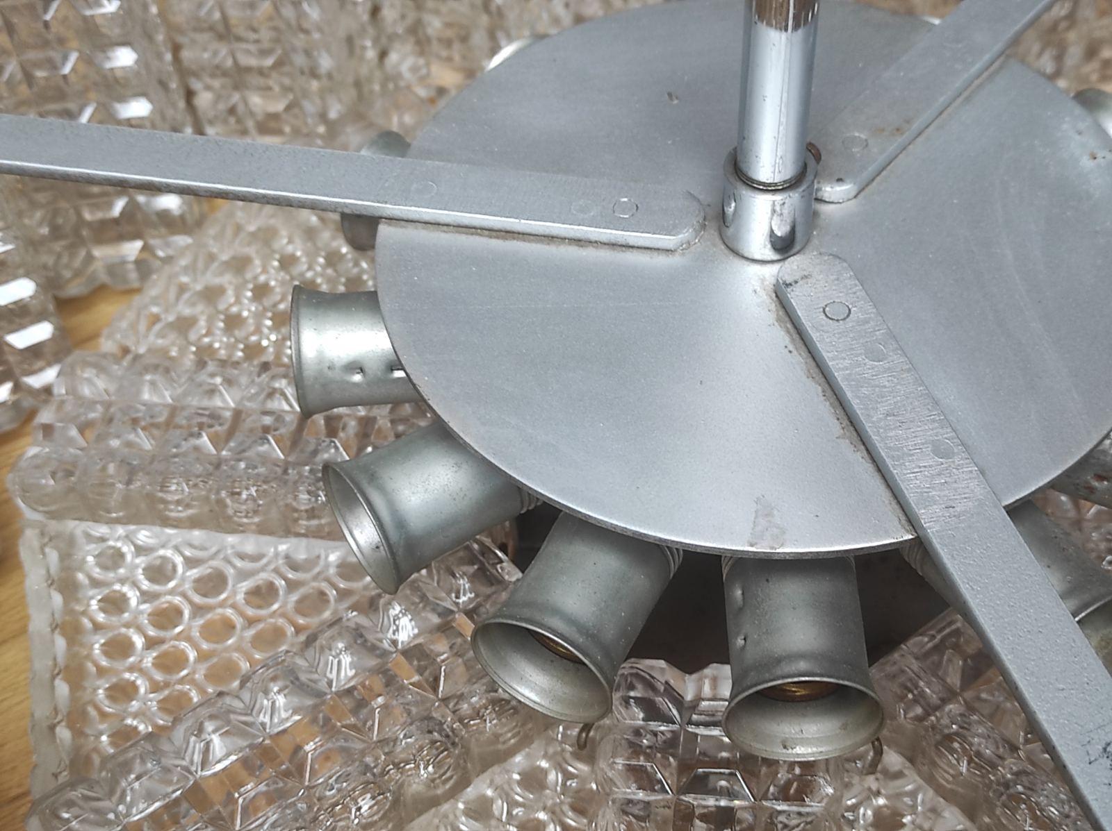 Lampadario in vetro Ausrtolux 1960s in vendita 4