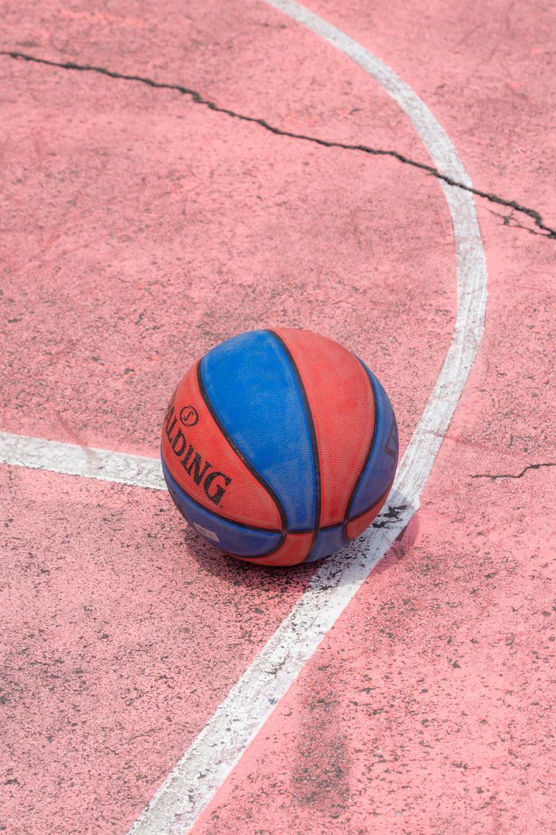 Color Photograph di Austin Bell - Roll Up & Up alla frutta