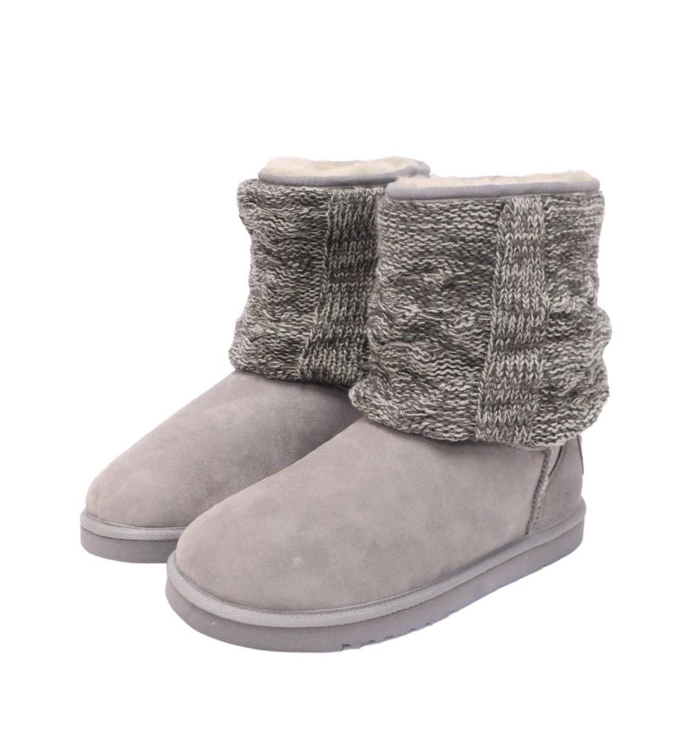Australia Luxe Collective Fame Suede Boots, Features a rounded toe, 5-layer padded shearling insole, and silver hardware.

Material: Suede
Size: EU 41
Condition: New
*Includes a box