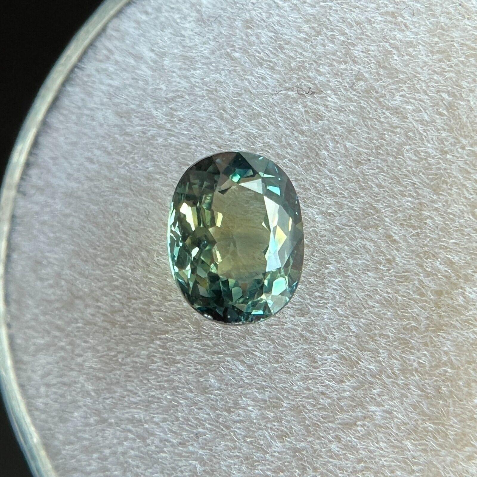 Zaffiro Australia Parti Color 0,98ct Blu Greene & Greene Ovale VVS 2
