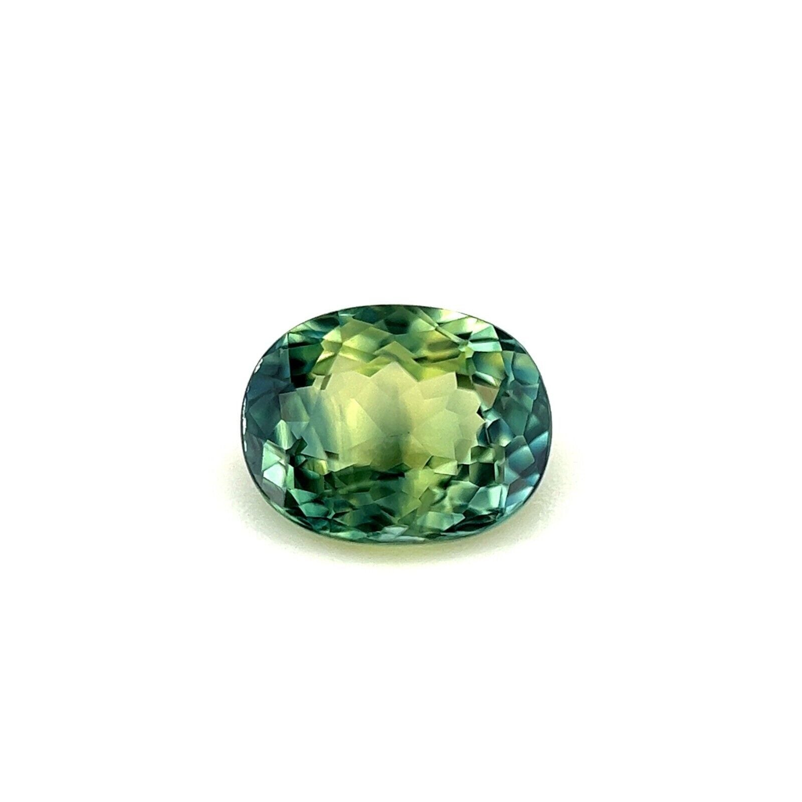 Zaffiro Australia Parti Color 0,98ct Blu Greene & Greene Ovale VVS