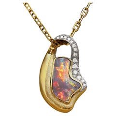 Australische australische Halskette, 2,73 Karat schwarzer Opal, Diamant, 18K Gold & Platin