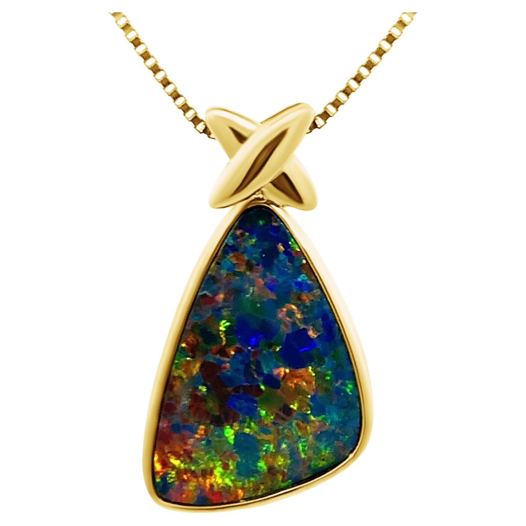 Australian 4.86ct Premium Quality Opal Doublet Pendant in 18k Yellow Gold For Sale