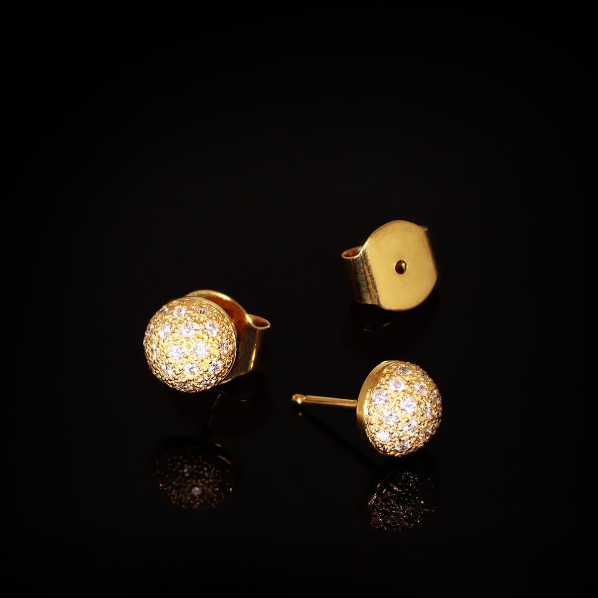 Taille cabochon Clous d'oreilles en or 18 carats et opale de roche australienne de 7,27 carats avec diamants détachables en vente