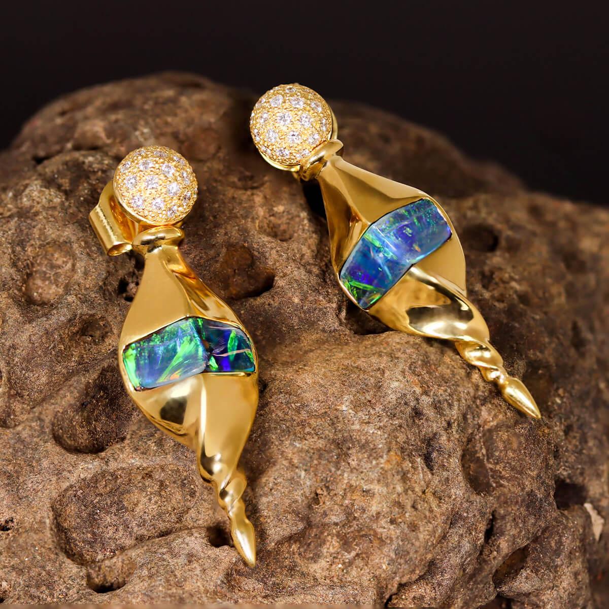 Australian 7.27ct Boulder Opal & 18k Gold Earrings with Detachable Diamond Studs In New Condition For Sale In MAIN BEACH, QLD