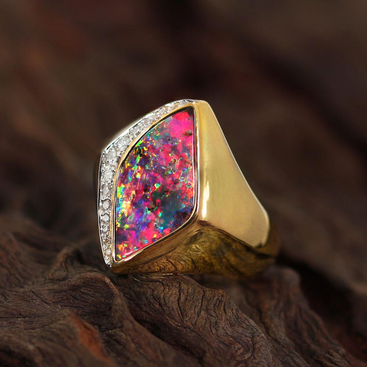 Women's or Men's Australian 8.24ct Boulder Opal, Diamond, 18K Gold & Platinum Ring For Sale