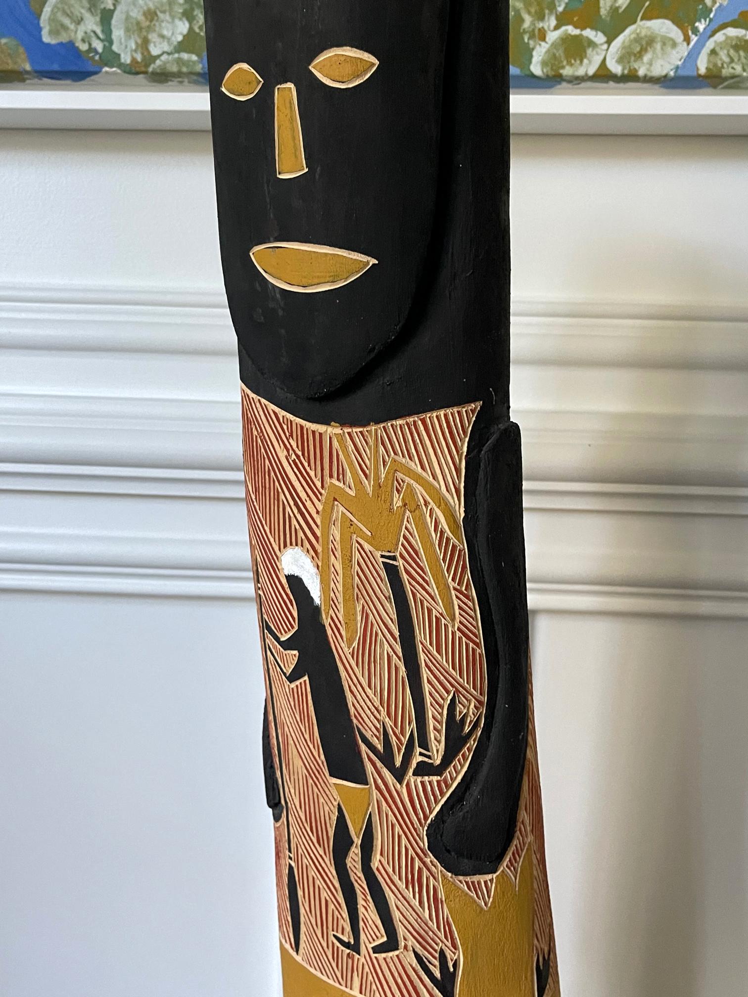 XXIe siècle et contemporain Figure d'ancêtre aborigène australienne sculptée avec peinture ocre en vente