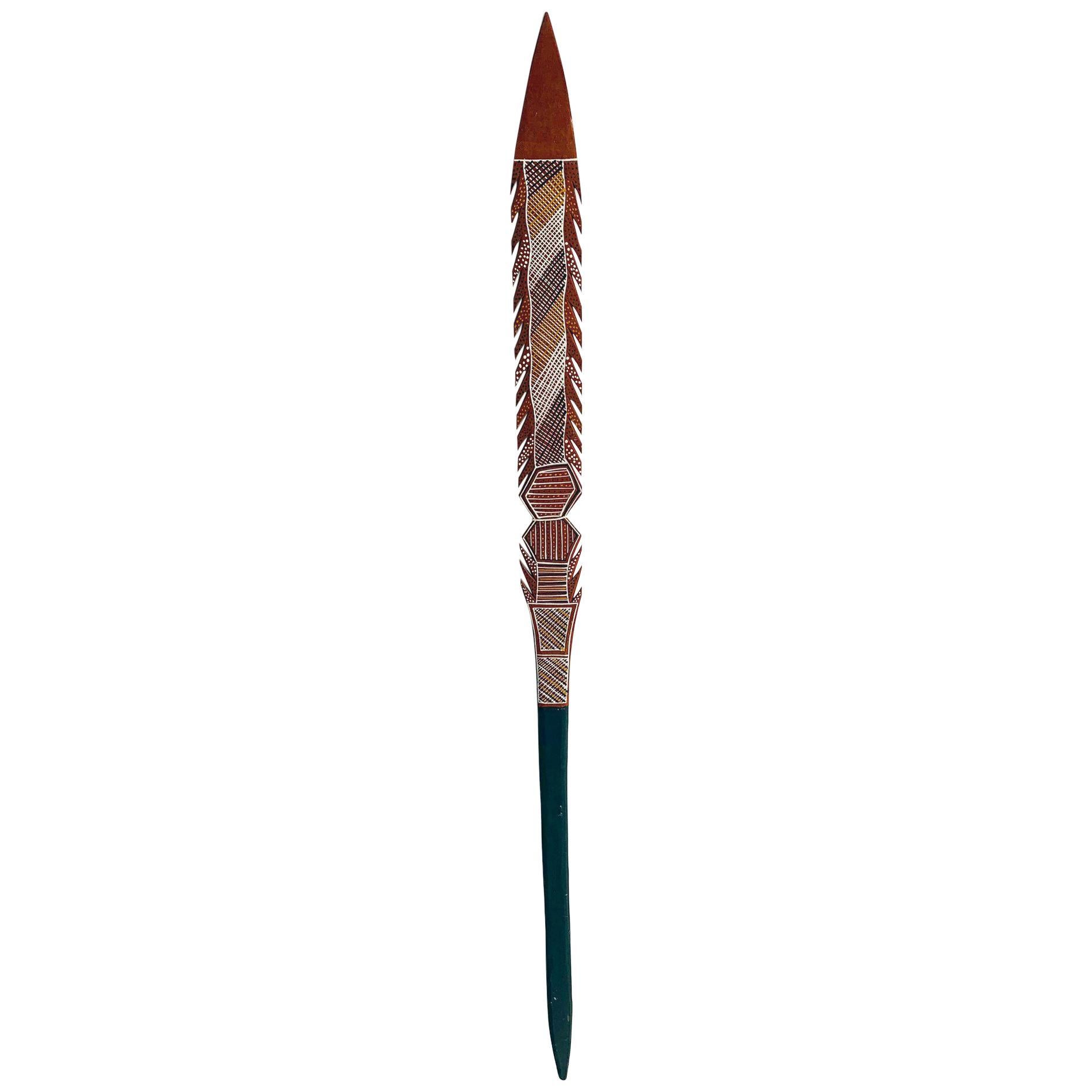 Spear aborigène australienne sculptée et peinte de l'île de Melville