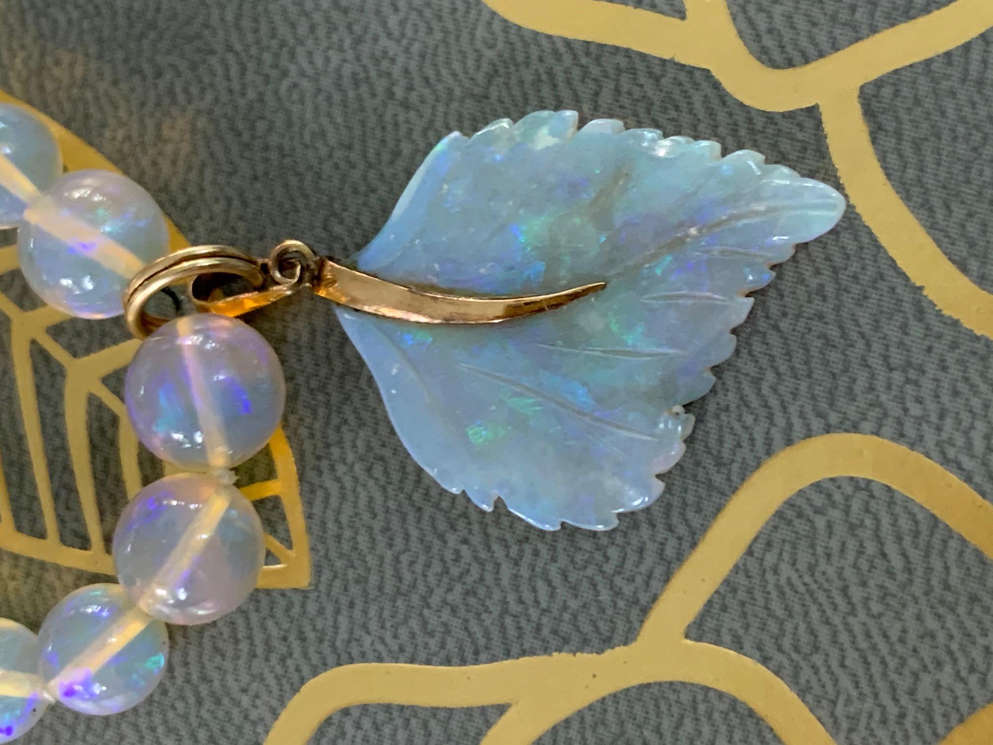 Australian Andamooka Opal Bead Pendant and Necklace with 14 Karat Gold Clasp In Excellent Condition For Sale In St. Louis Park, MN