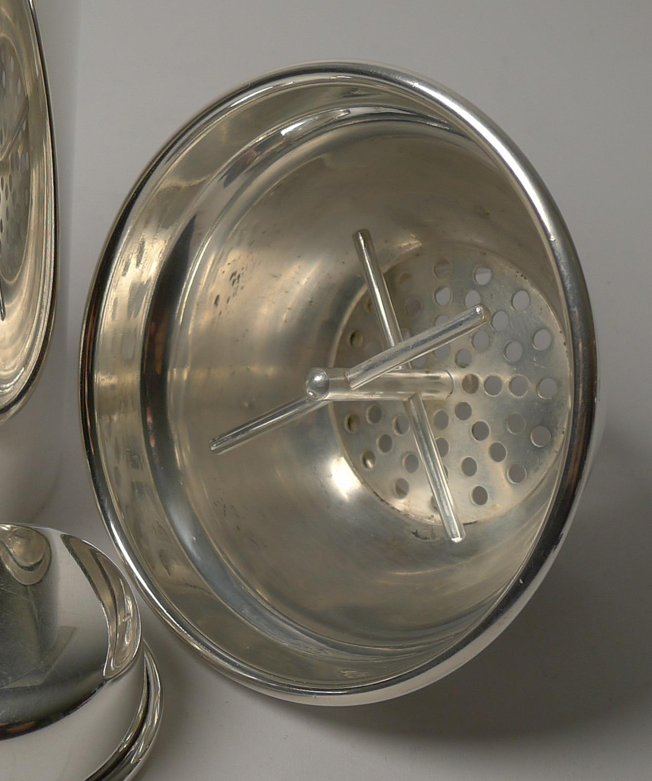 Australian Art Deco Silver Plated Cocktail Shaker c.1940 2