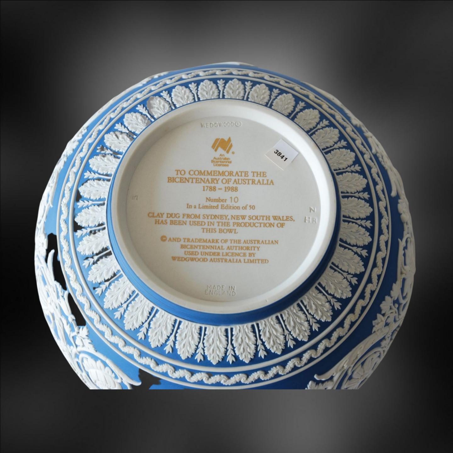 Australian Bicentenary Bowl, Wedgwood, circa 1988. Number 10 of 50 Made For Sale 5