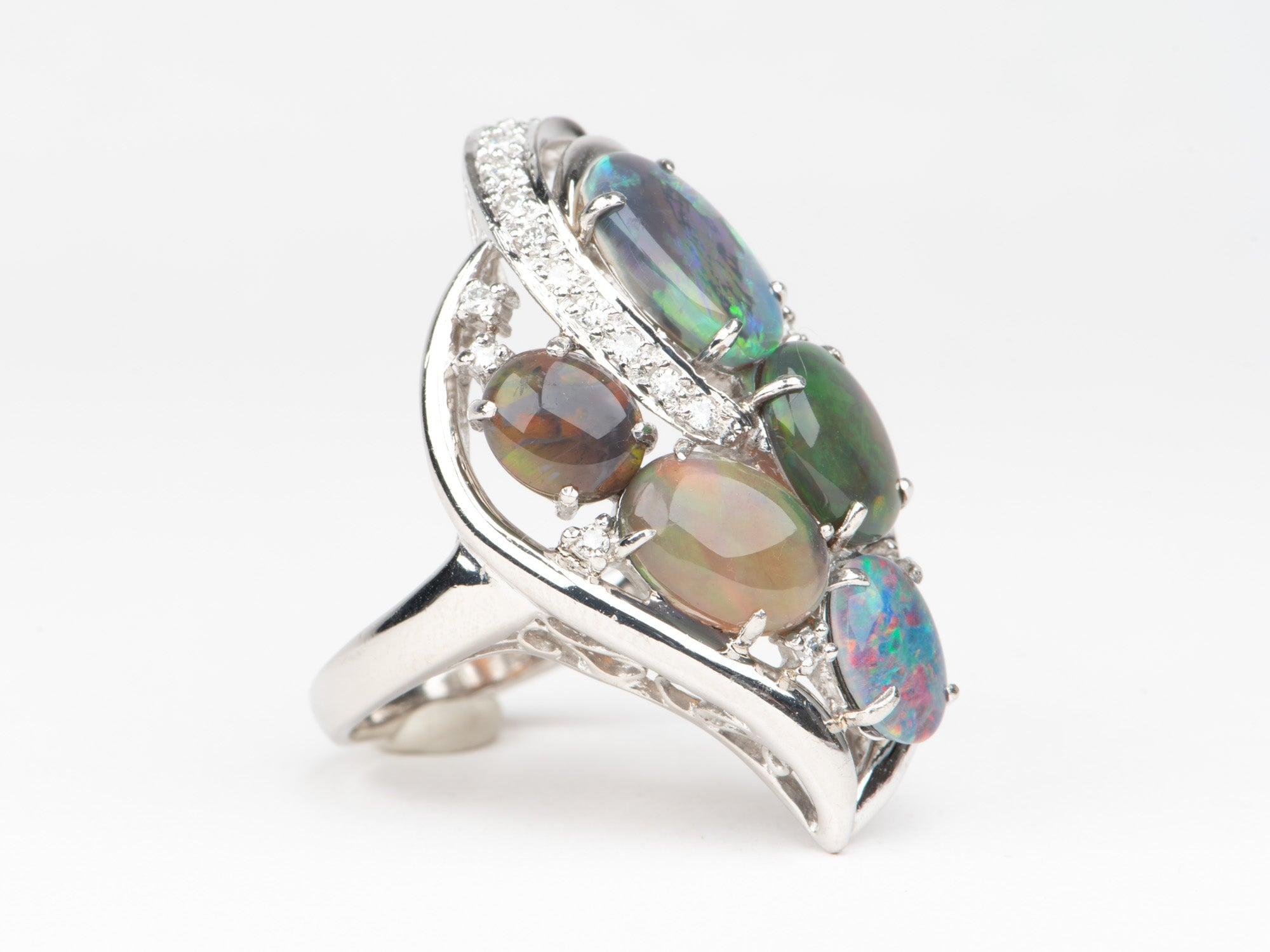 Australischer australischer schwarzer Opal und Diamant-Cluster-Ring PT900 Schwerer 14g+ V1149 (Ungeschliffen) im Angebot