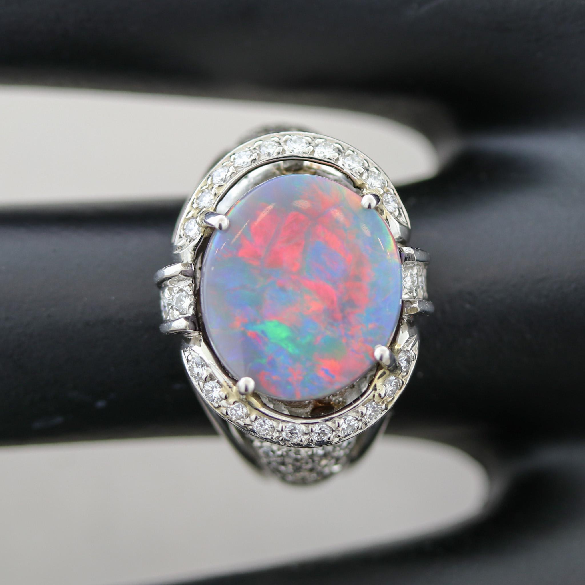 Bague en platine avec opale noire d'Australie et diamant Neuf - En vente à Beverly Hills, CA