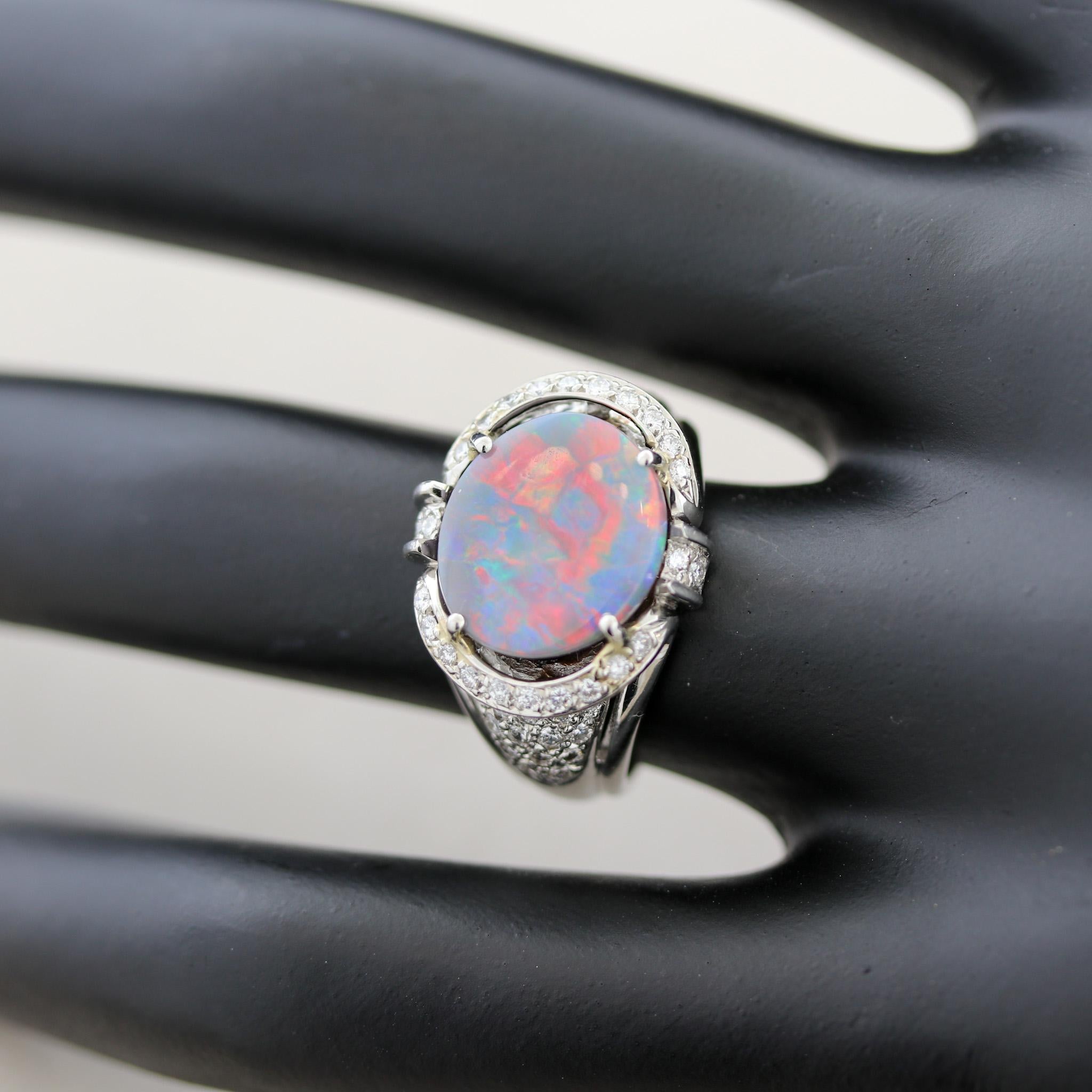 Bague en platine avec opale noire d'Australie et diamant Pour femmes en vente