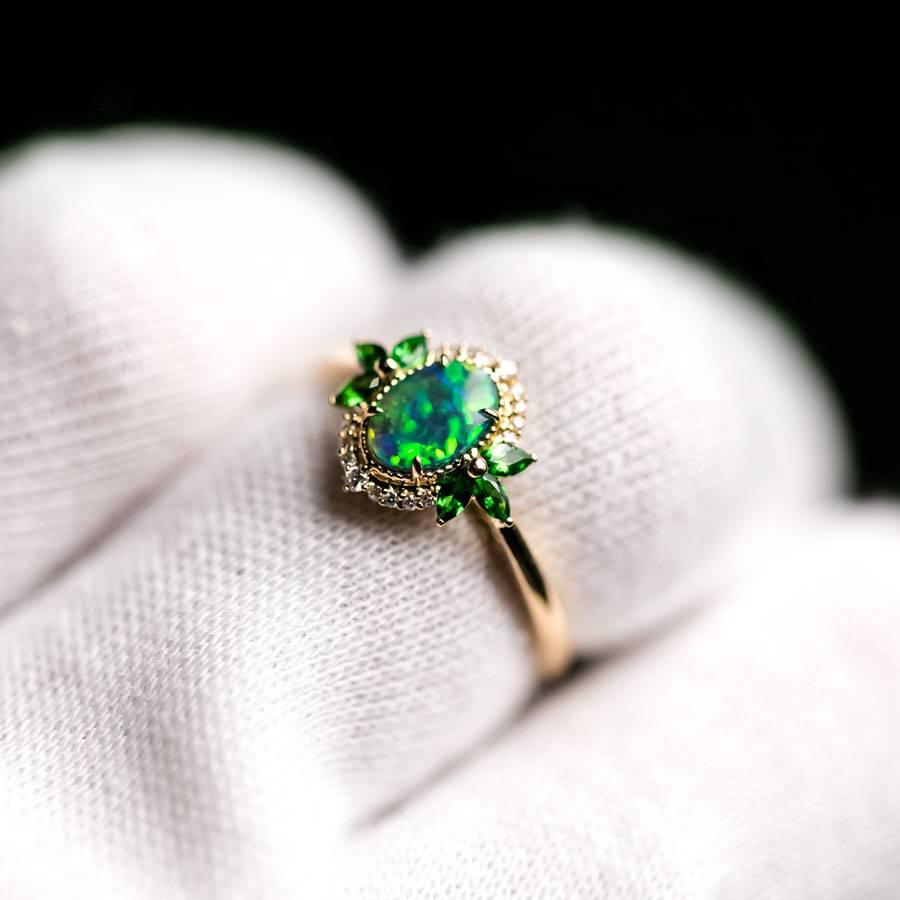 Australian Black Opal Diamond Tsavorite Engagement Ring 18K Yellow Gold In New Condition In Suwanee, GA