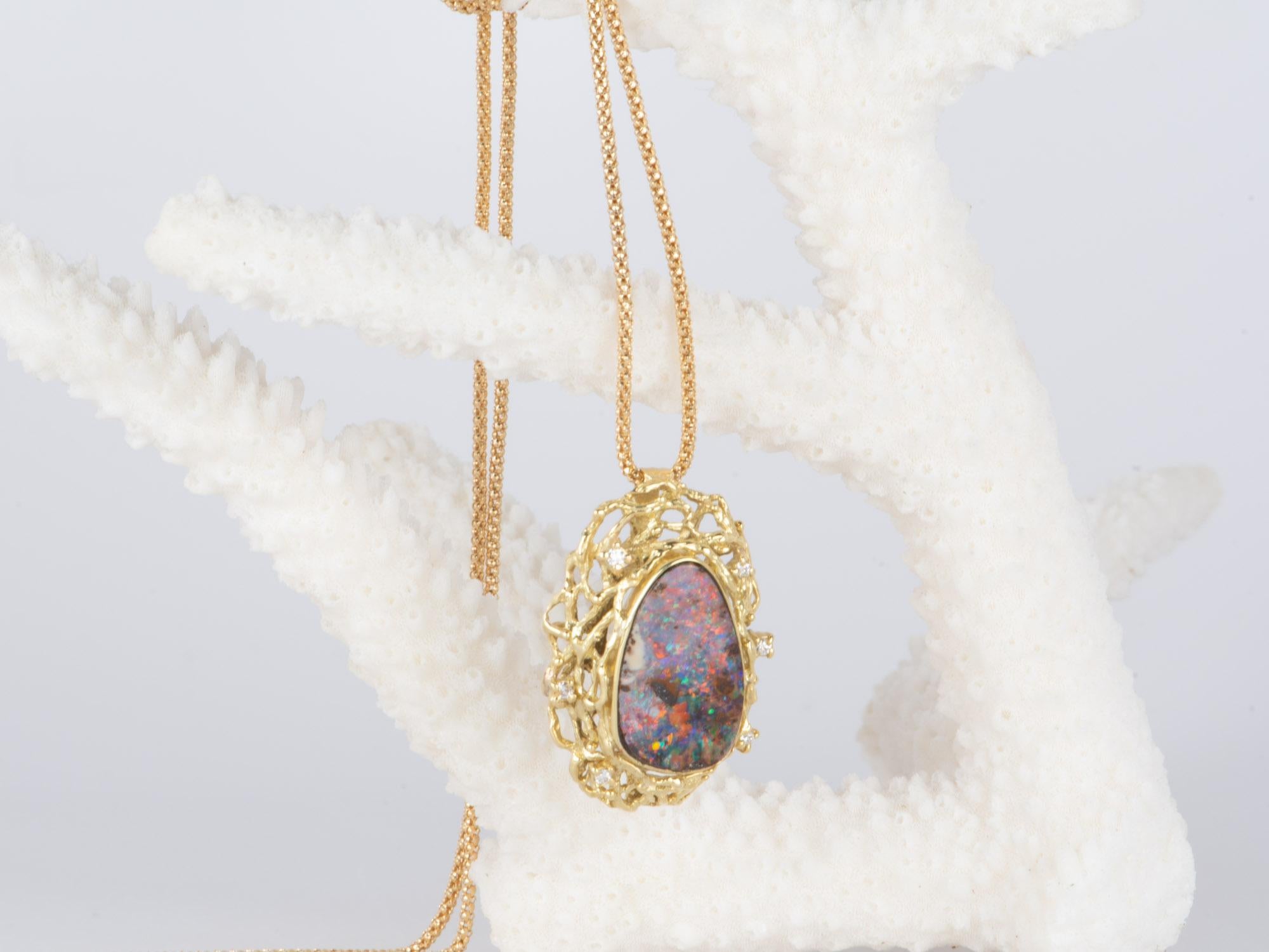 Women's or Men's Australian Boulder Opal and Diamond Pendant with Chain 18K Gold 10.38g V1125 For Sale
