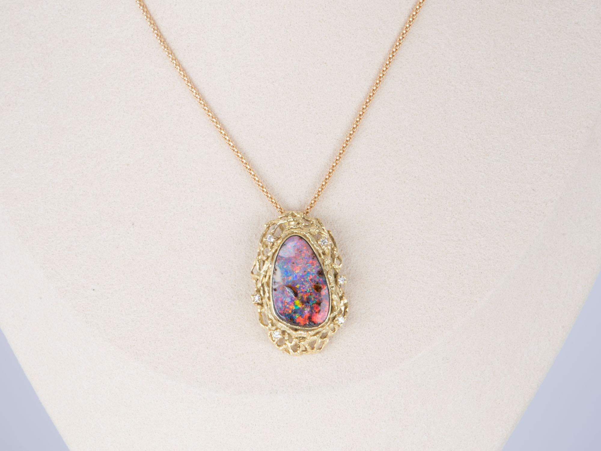 Australian Boulder Opal and Diamond Pendant with Chain 18K Gold 10.38g V1125 For Sale 1