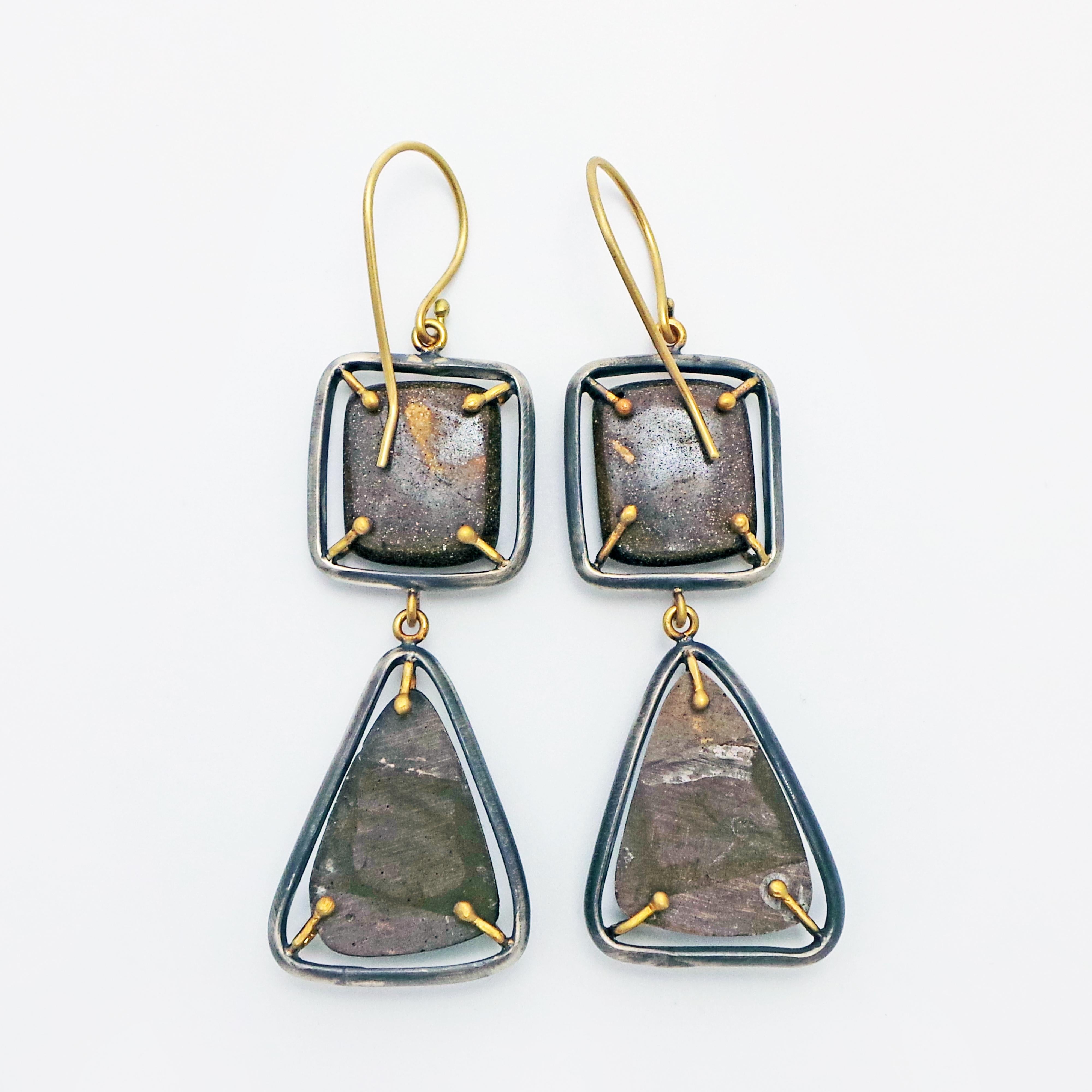 Pendants d'oreilles australiens en or 18 carats, opale de roche, turquoise et argent Neuf - En vente à Naples, FL