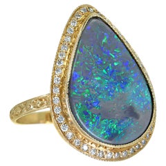 Anello unico in oro giallo con diamante australiano Boulder Opal, Just Jules 2025