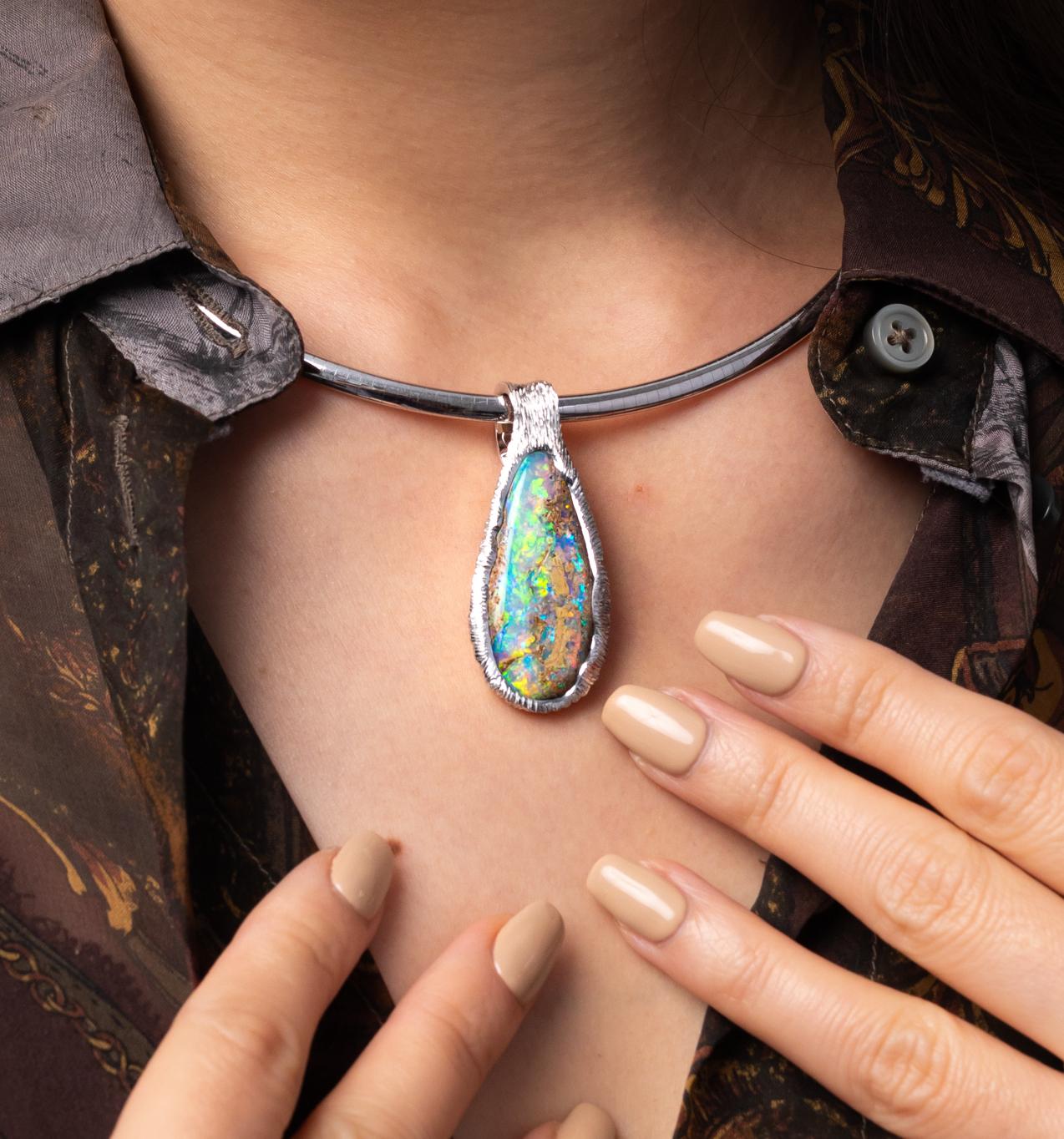 Contemporary Natural Australian 21.60ct Boulder Opal Pendant Necklace in 18K White Gold For Sale
