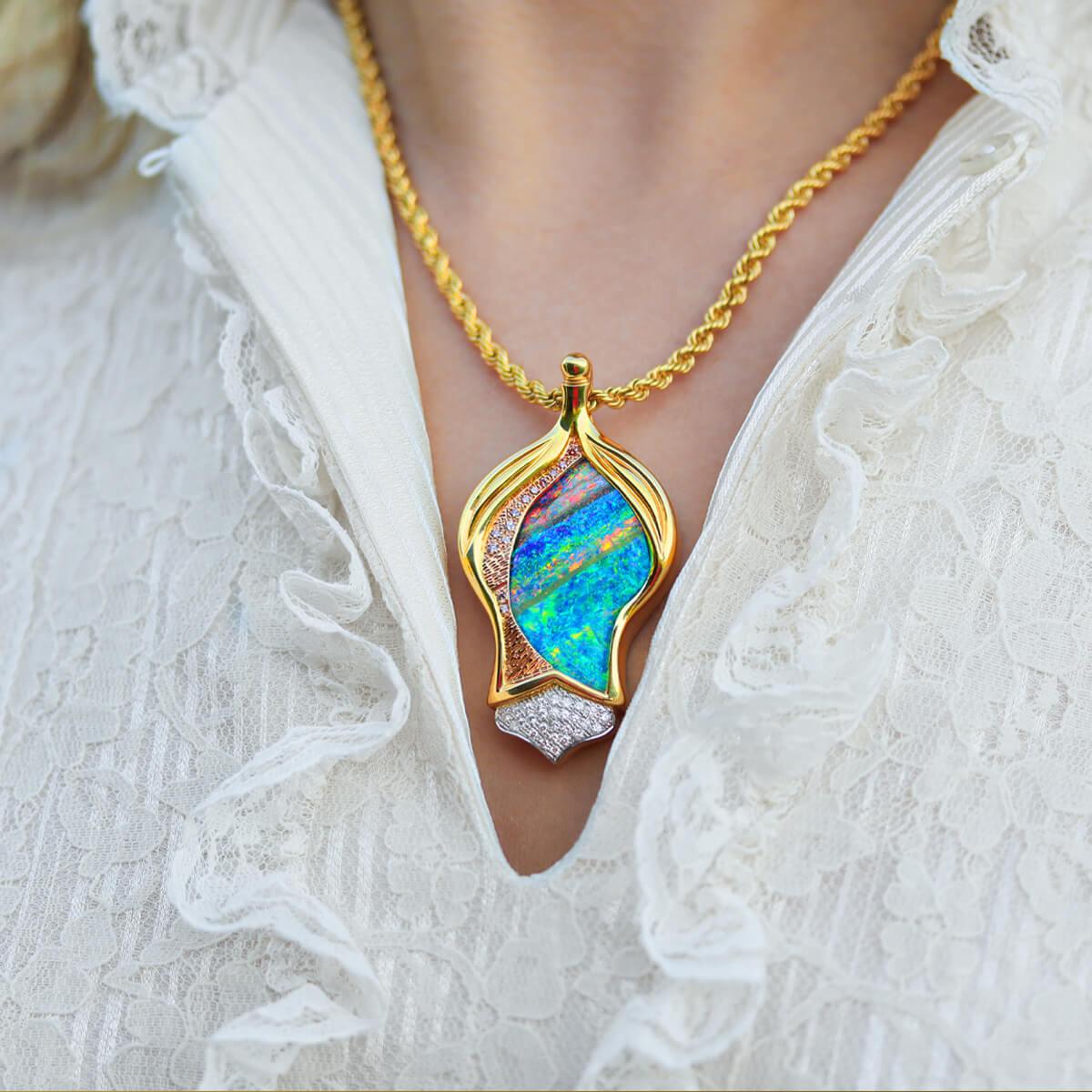 Australian Boulder Opal, Pink Diamond, 18K Gold & Platinum Necklace In New Condition For Sale In MAIN BEACH, QLD