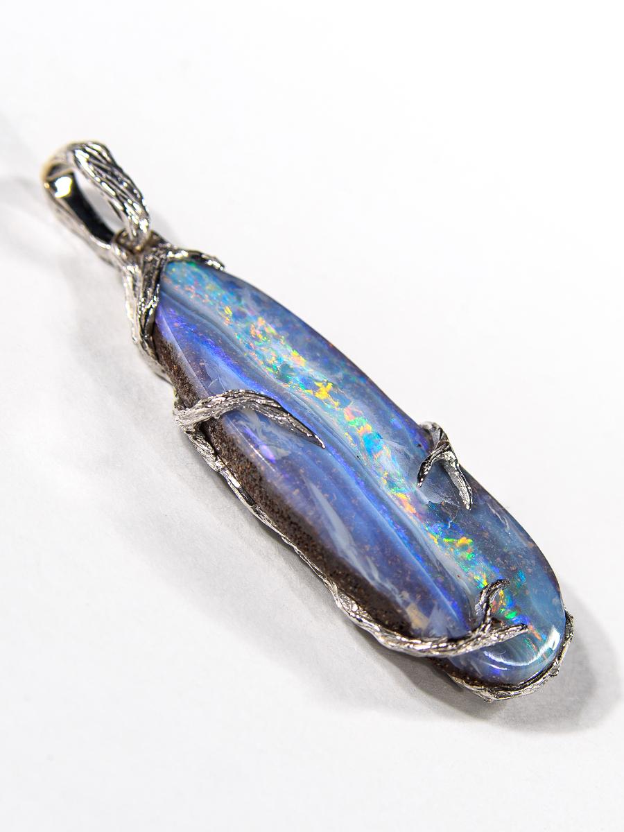 Australian Opal Gold Pendant Raw Natural Necklace Purplish Blue For Sale 3