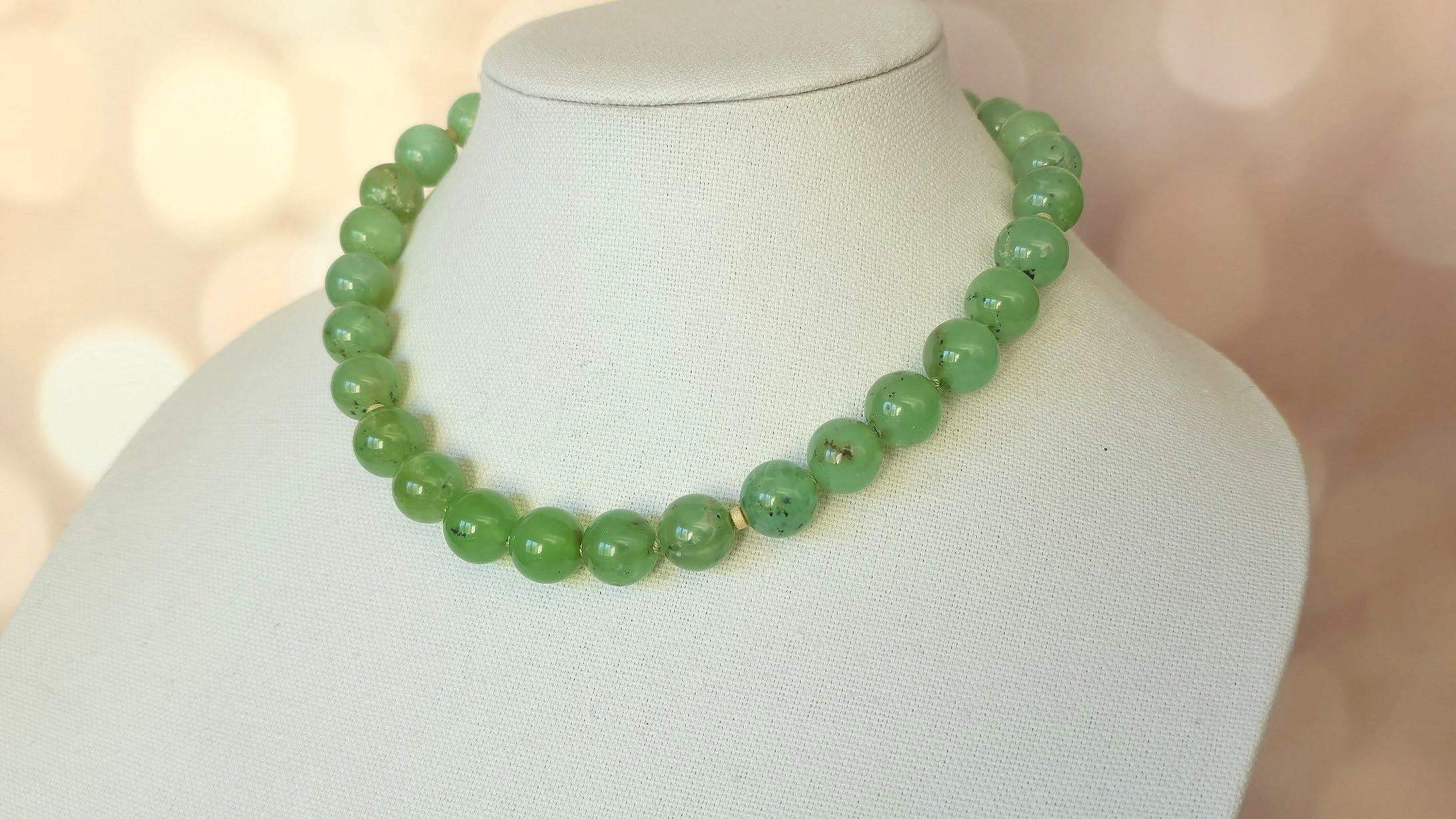 Collana di crisoprasio australiano con perline in vendita 3