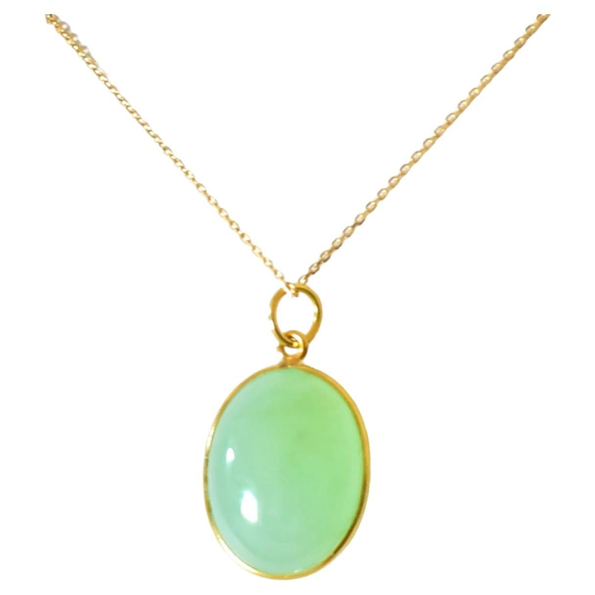 Australian Chrysoprase Oval Pendant Necklace in 18K Solid Yellow Gold For Sale