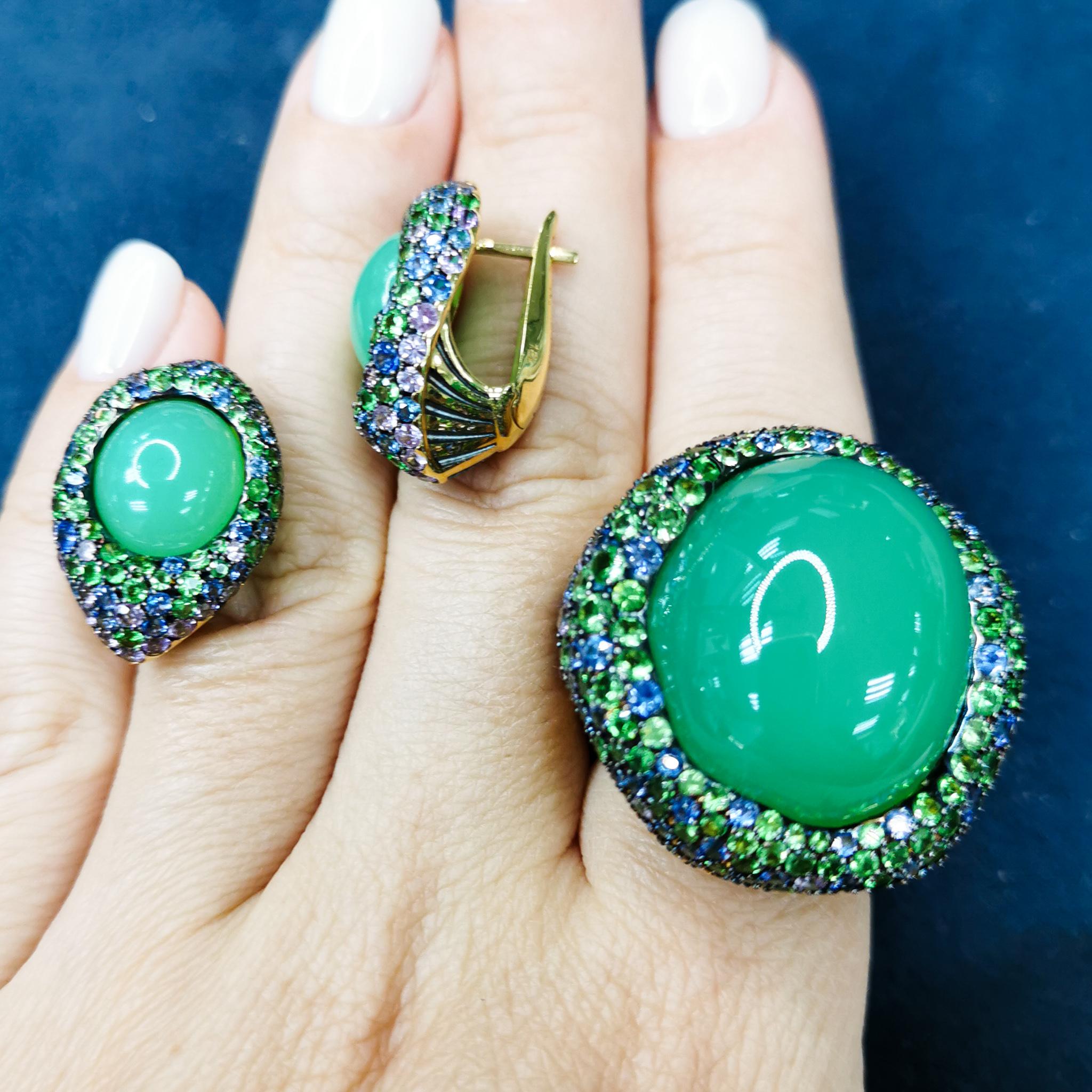 Cabochon Australian Chrysoprase Sapphires Tsavorites 18 Karat Yellow Gold Suite For Sale