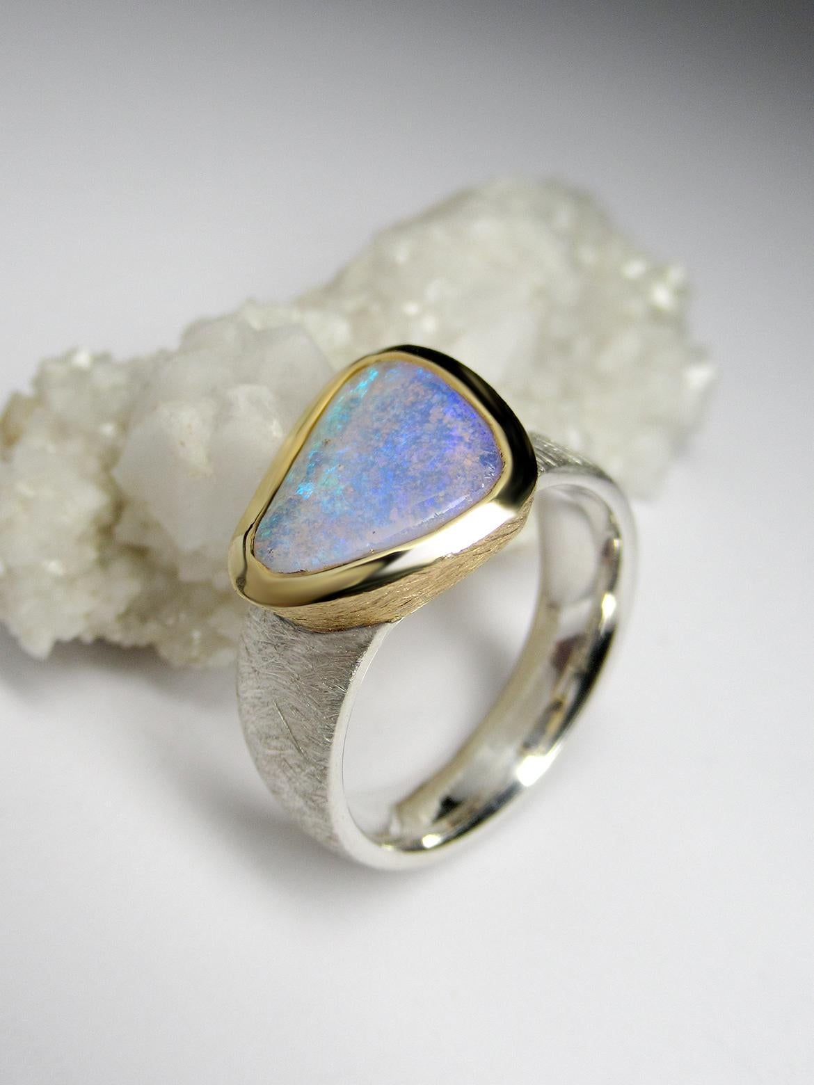 Women's or Men's Australian Crystal Opal Ring Silver 18K Gold neon wedding anniversary For Sale