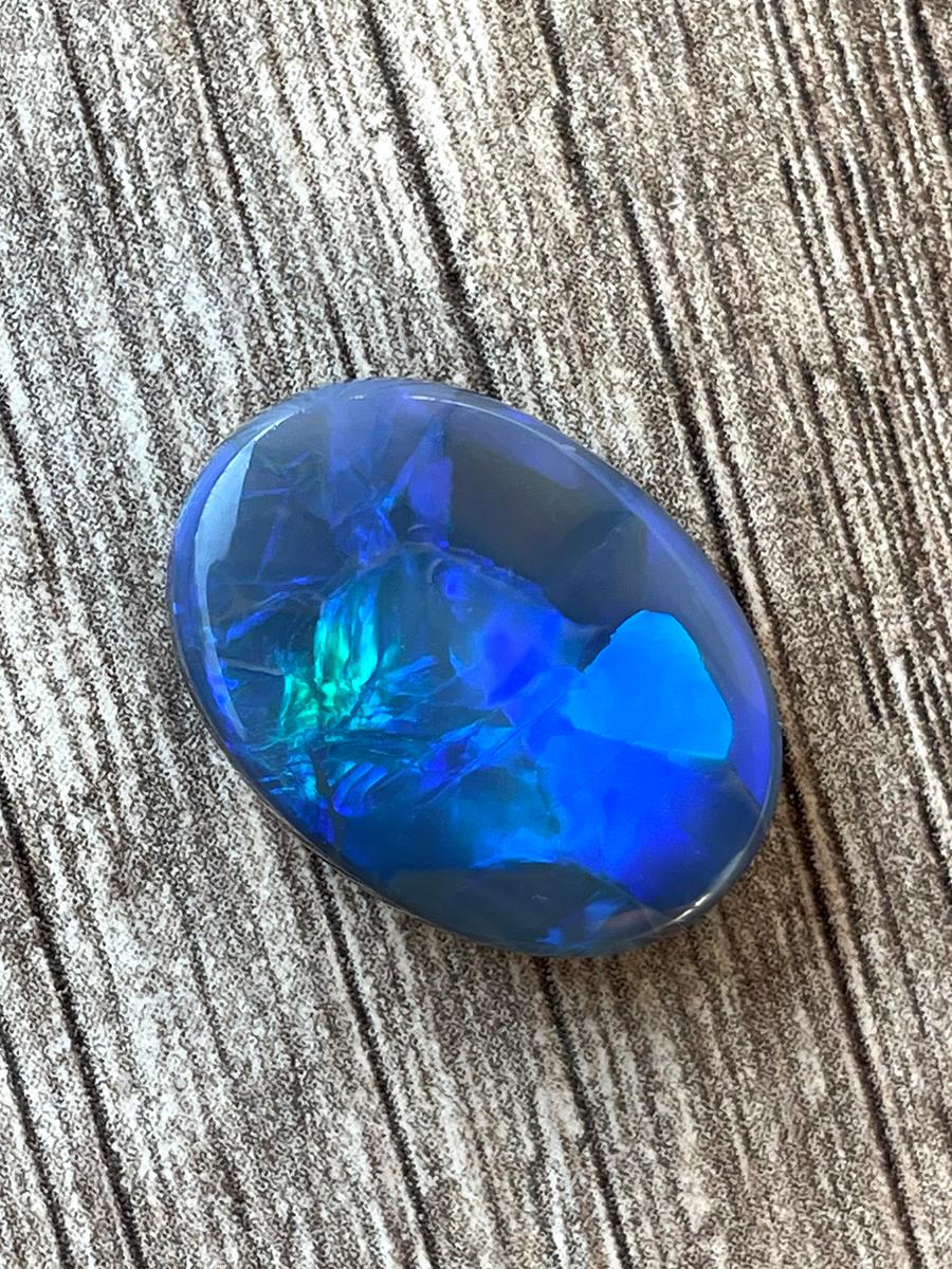 Australian Dark Opal 9.70 Ct Bicolor Opalescence Oval Cabochon Deep Blue Stone 4