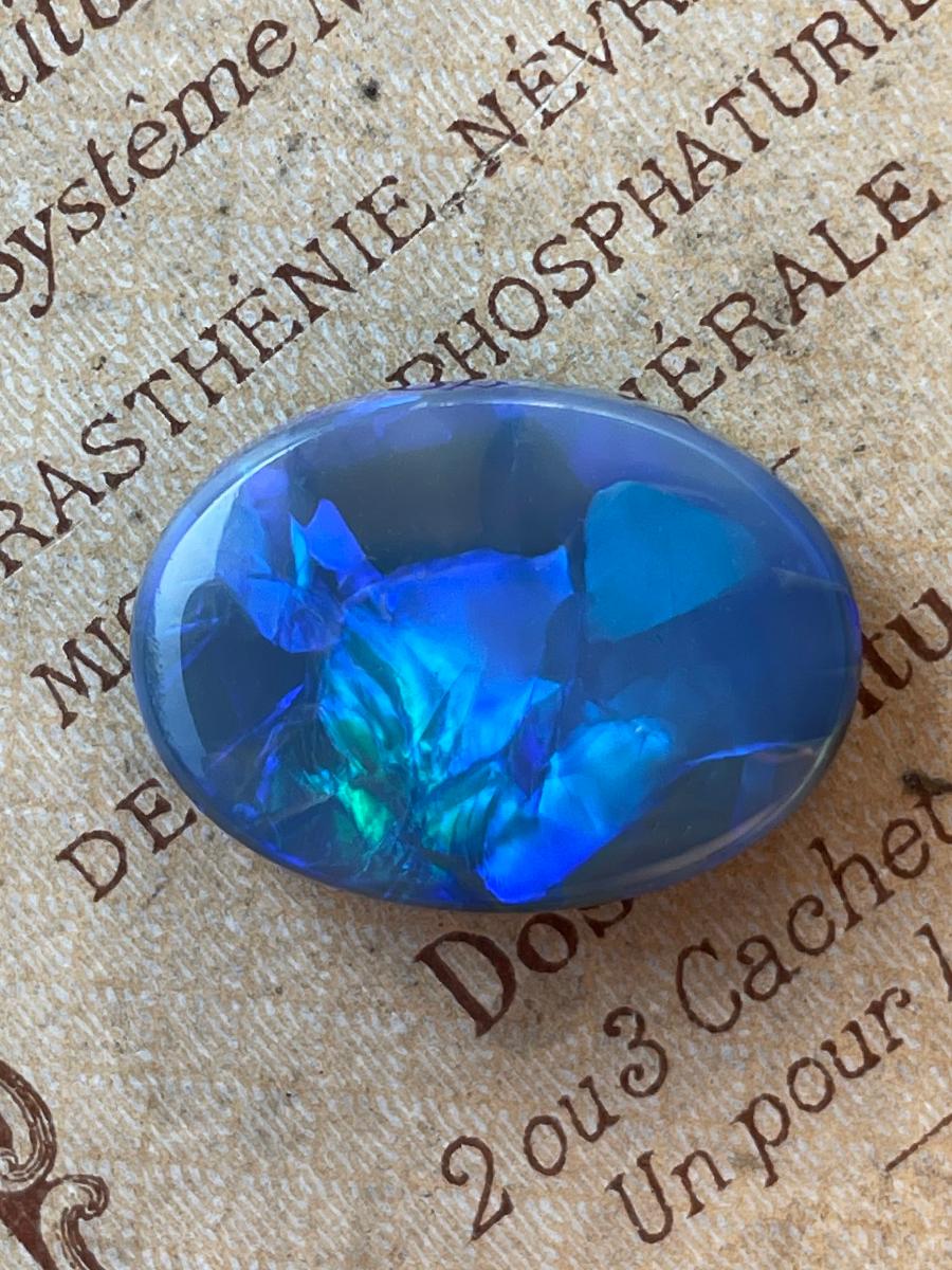Australian Dark Opal 9.70 Ct Bicolor Opalescence Oval Cabochon Deep Blue Stone 7