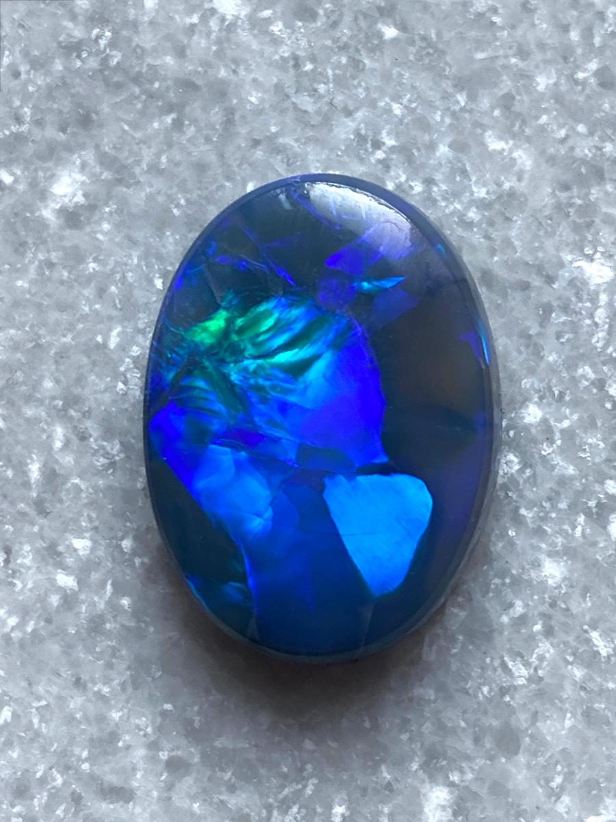 Women's or Men's Australian Dark Opal 9.70 Ct Bicolor Opalescence Oval Cabochon Deep Blue Stone