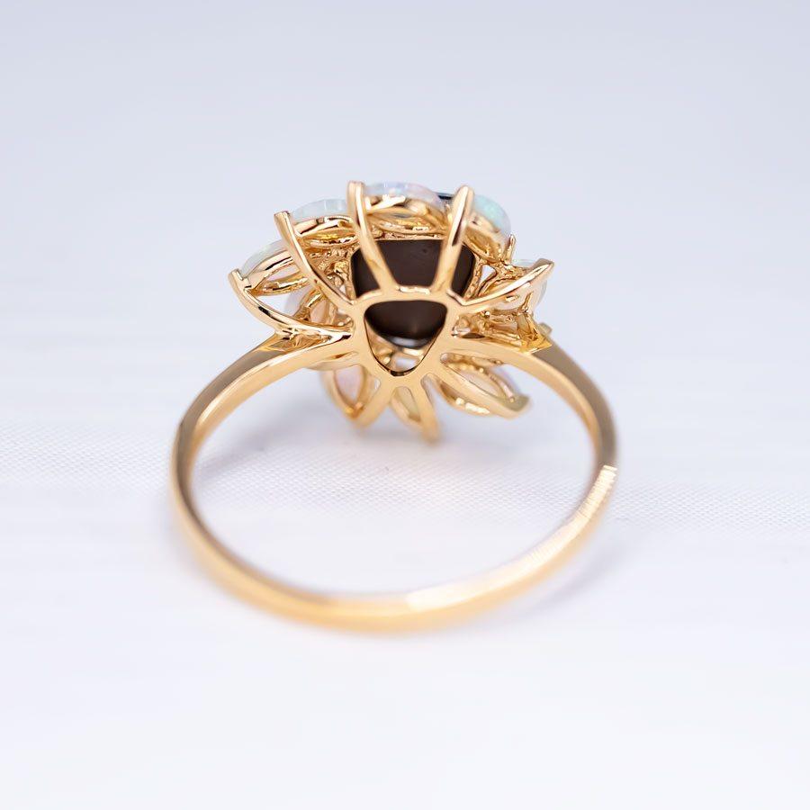 Australian Doublet Opal & White Opal Engagement Ring 18K Yellow Gold In New Condition For Sale In Suwanee, GA