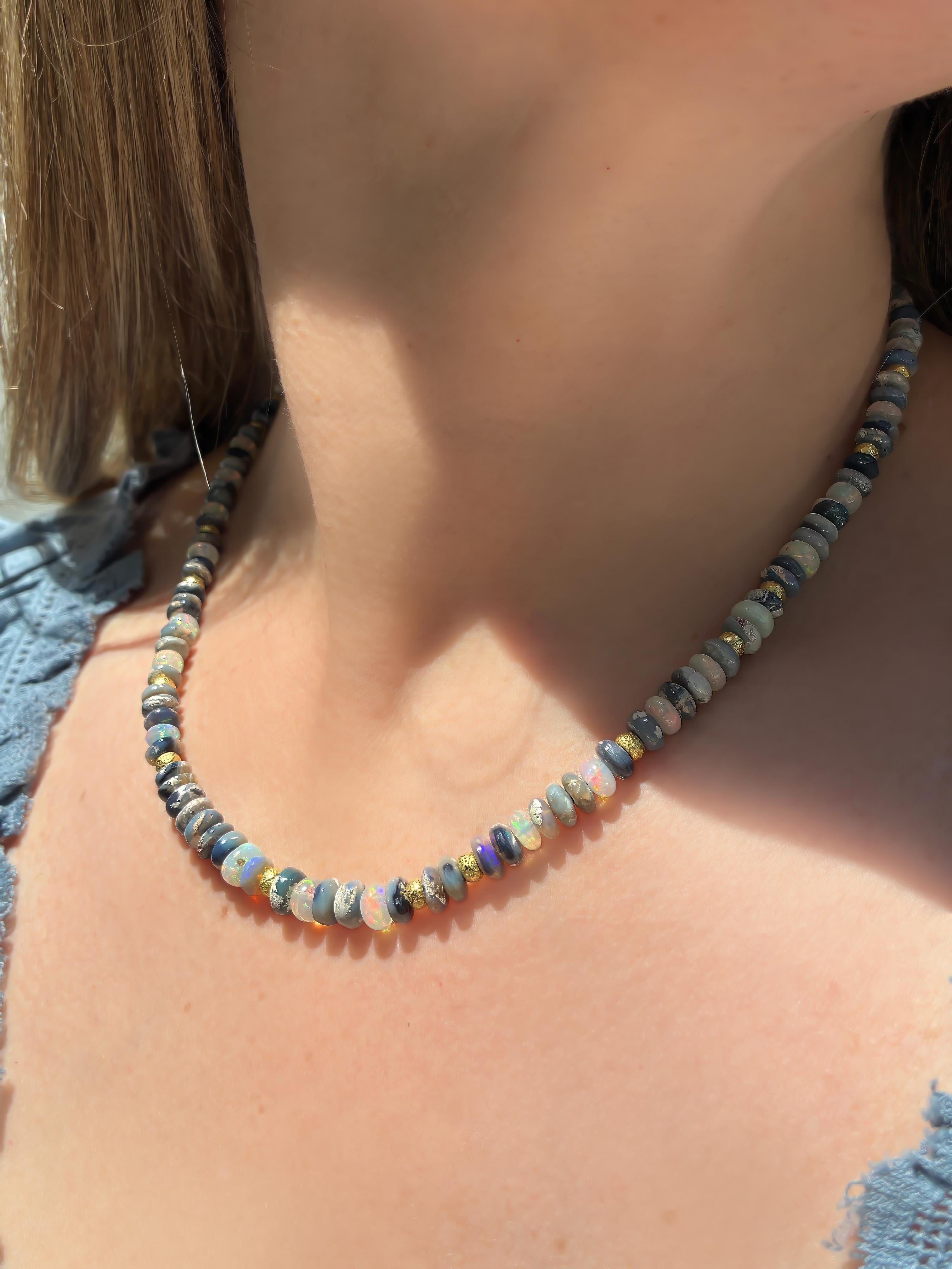 Australischer + äthiopischer Opal Gelbgoldkette, Barbara Heinrich 2025 im Zustand „Neu“ im Angebot in Dallas, TX