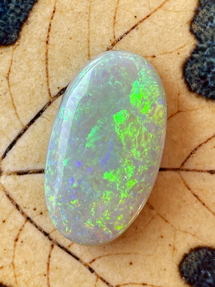 Molto bella Opal dall'Australia circa 12 x 9 mm OVALE Cabochon 