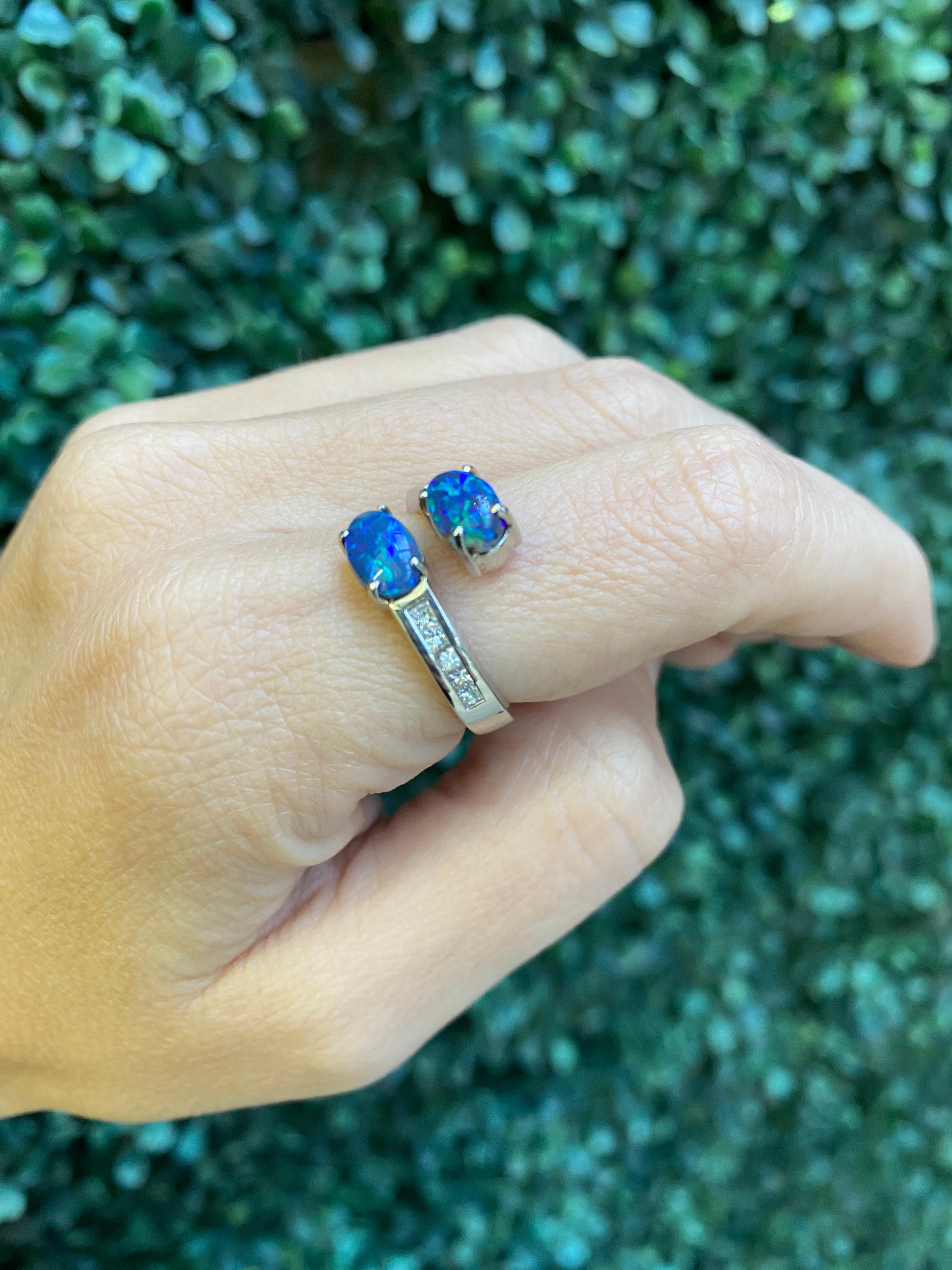 Australian Lightning Ridge Oval Opal 18 Karat White Gold Bypass Ring For Sale 8