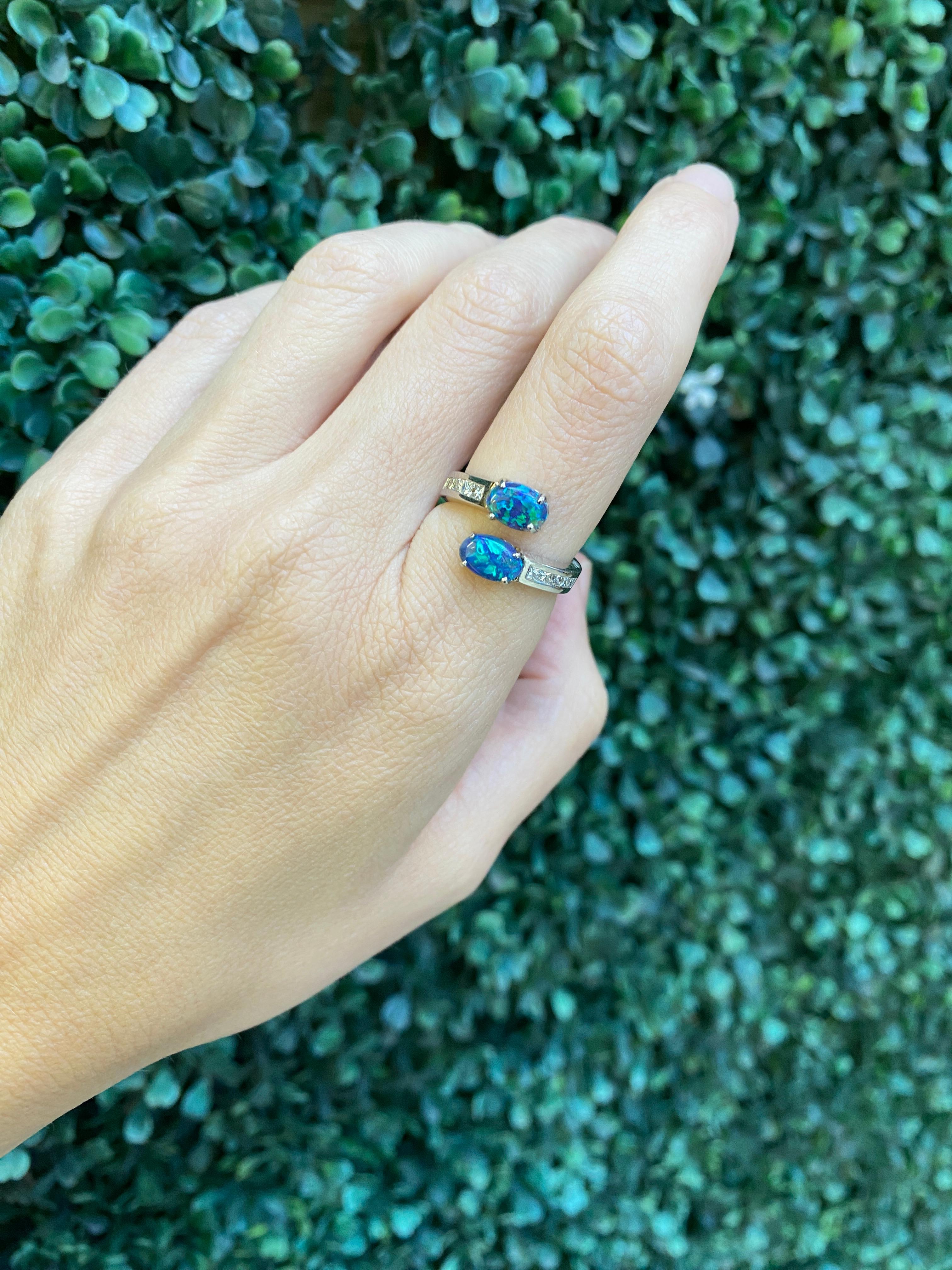 Australian Lightning Ridge Oval Opal 18 Karat White Gold Bypass Ring For Sale 9