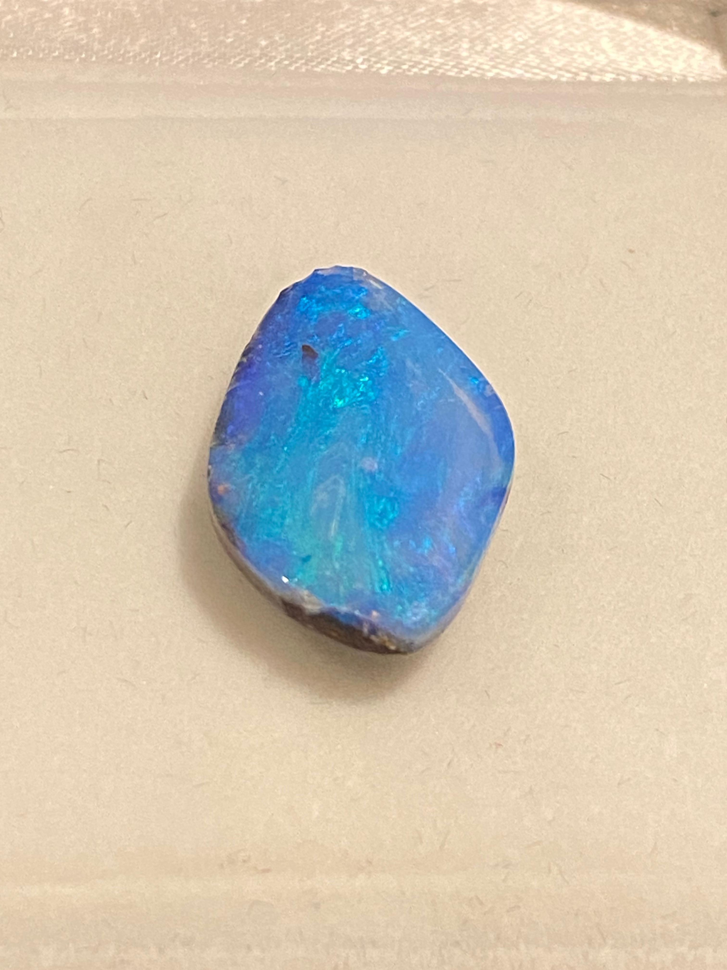 Opale australienne en vrac de 9.00ct. 21mm x 14mm. en vente 2