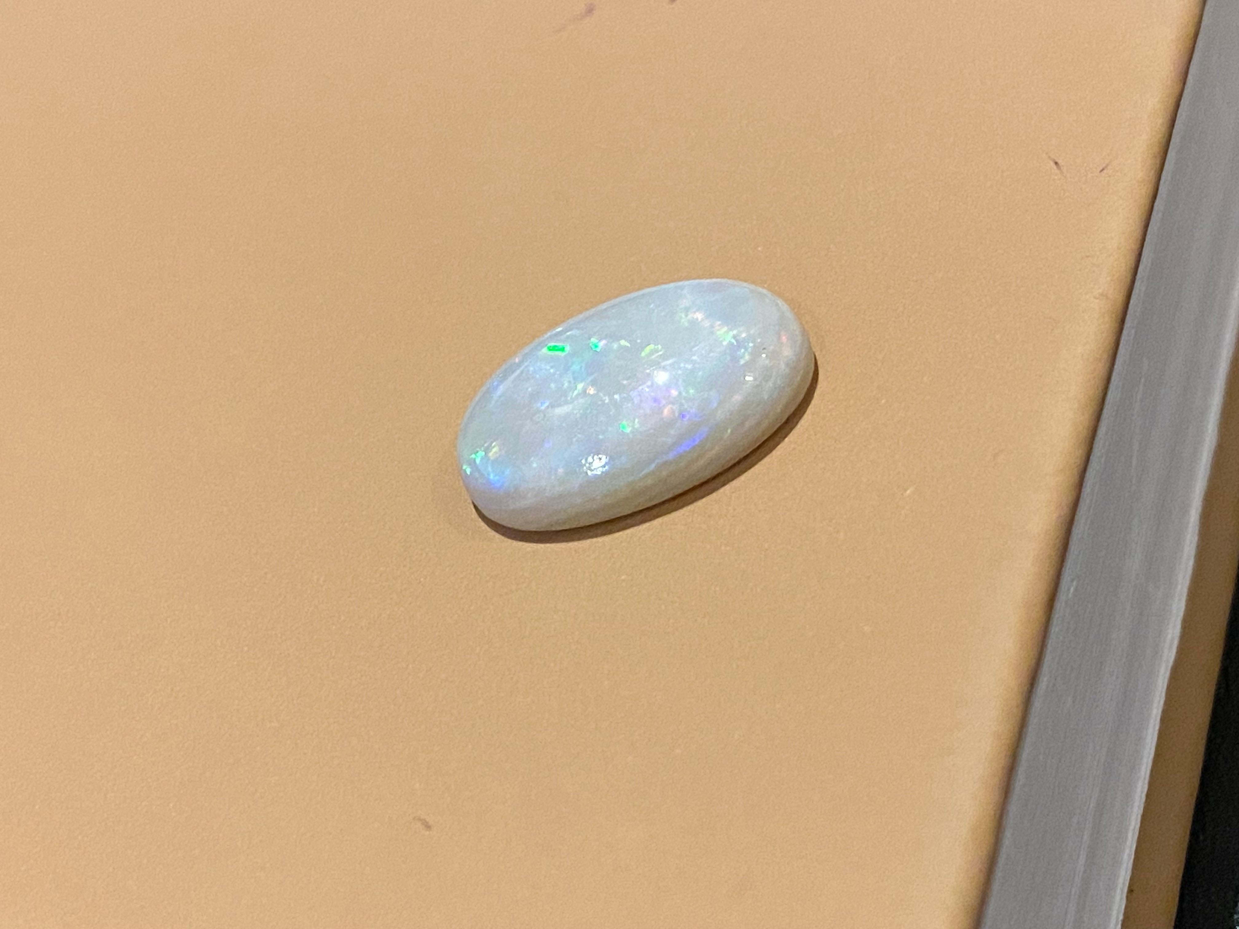 Australian Loose Solid Oval Opal of 5.00ct (17mm x 11mm). Lightning Ridge. For Sale 1